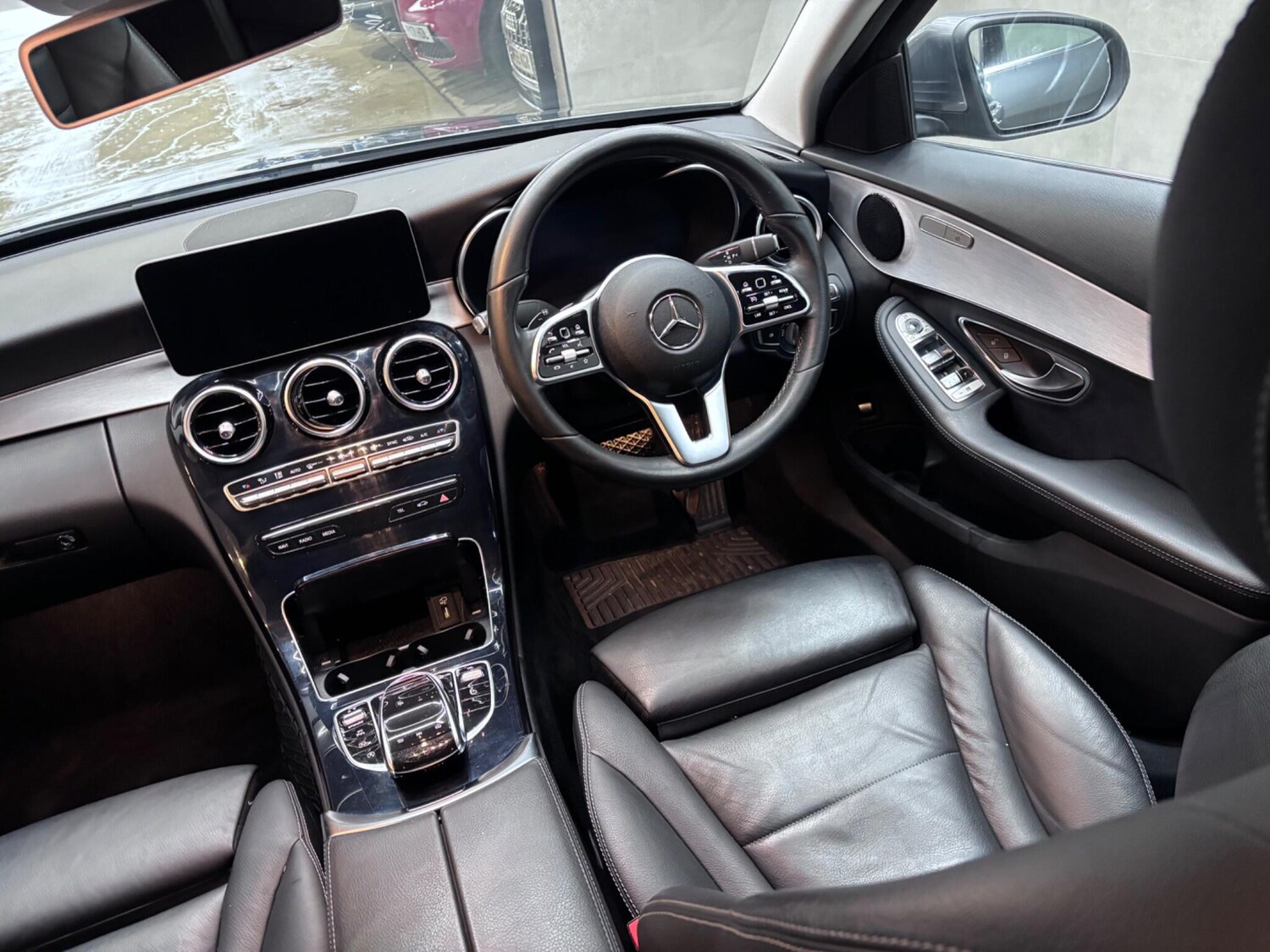 Used Mercedes-Benz C Class 2019 for sale - 77575169: Photo 17