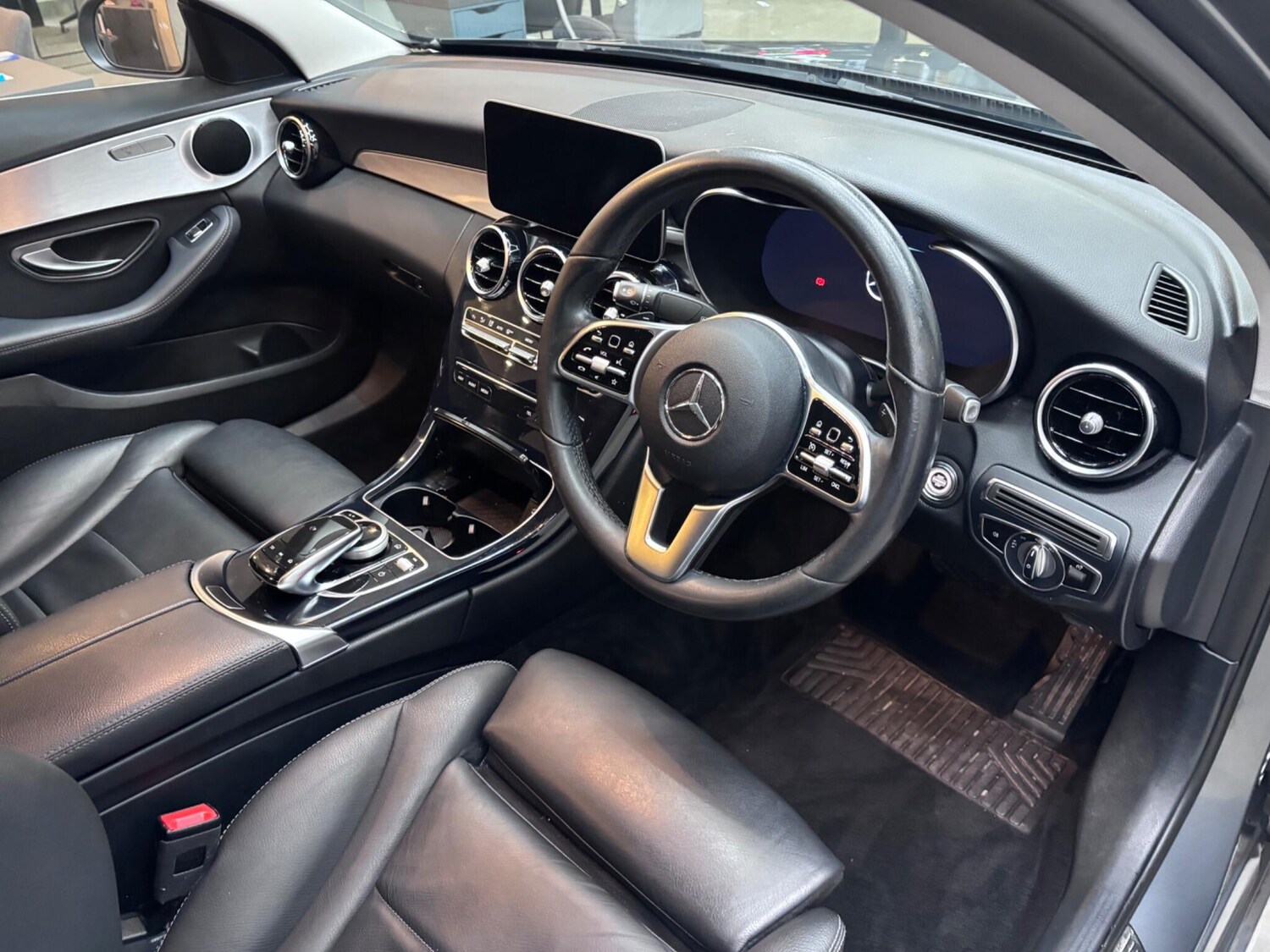 Used Mercedes-Benz C Class 2019 for sale - 77575169: Photo 18