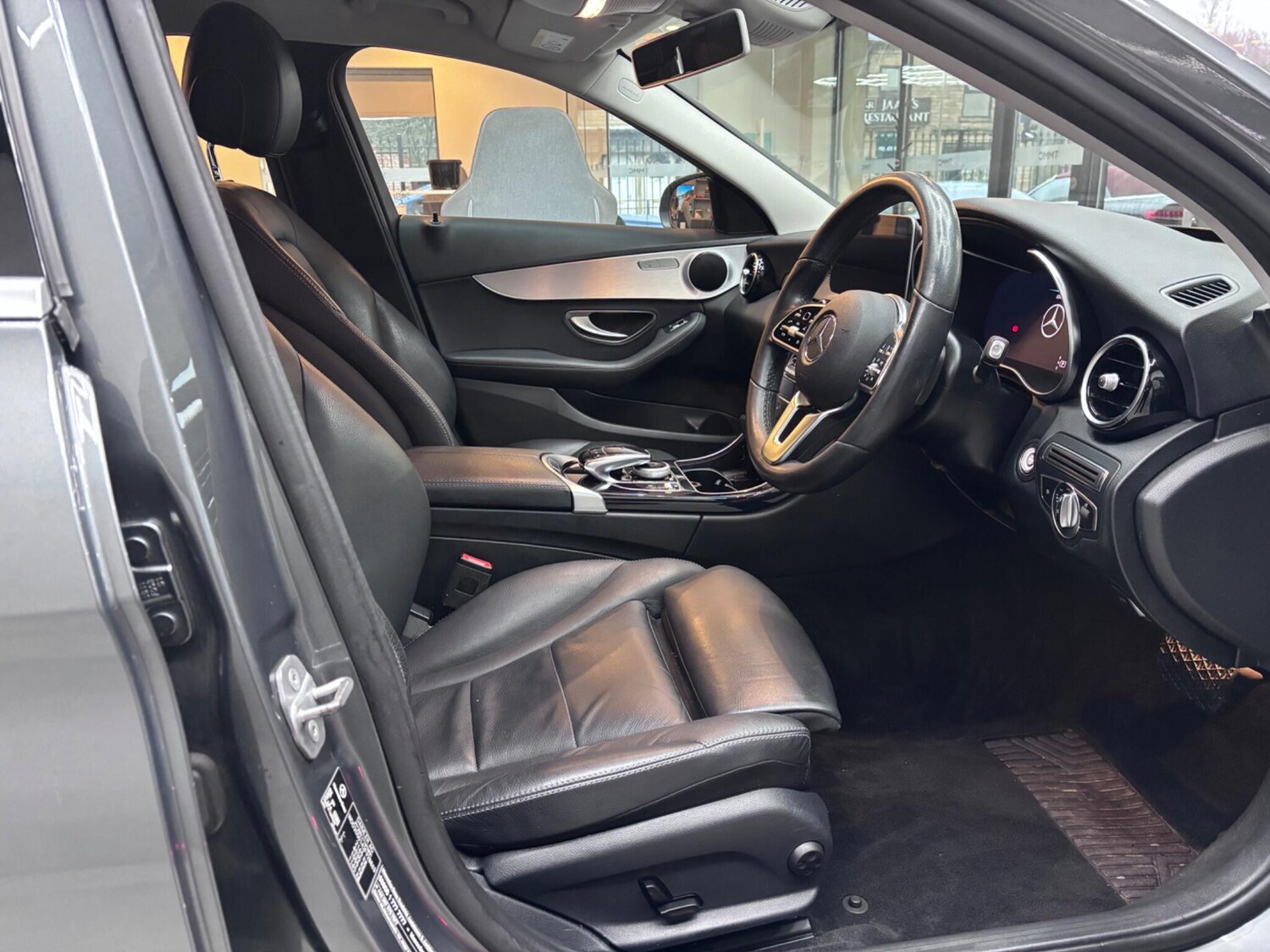 Used Mercedes-Benz C Class 2019 for sale - 77575169: Photo 21