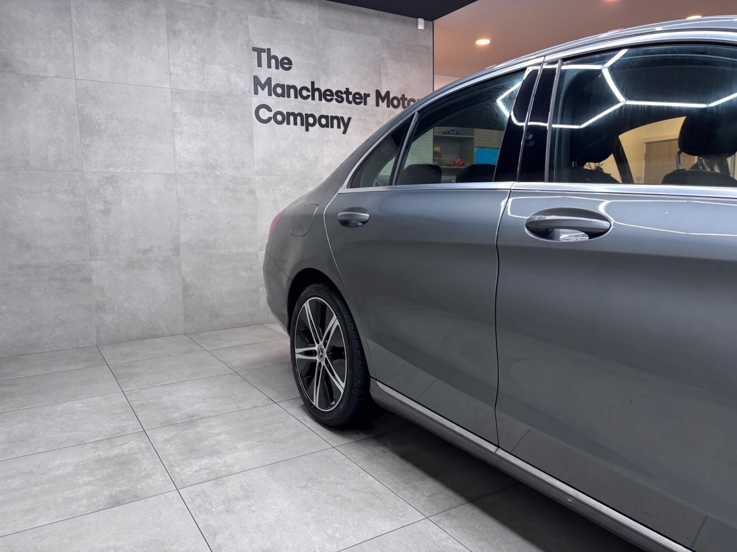 Used Mercedes-Benz C Class 2019 for sale - 77575169: Photo 3