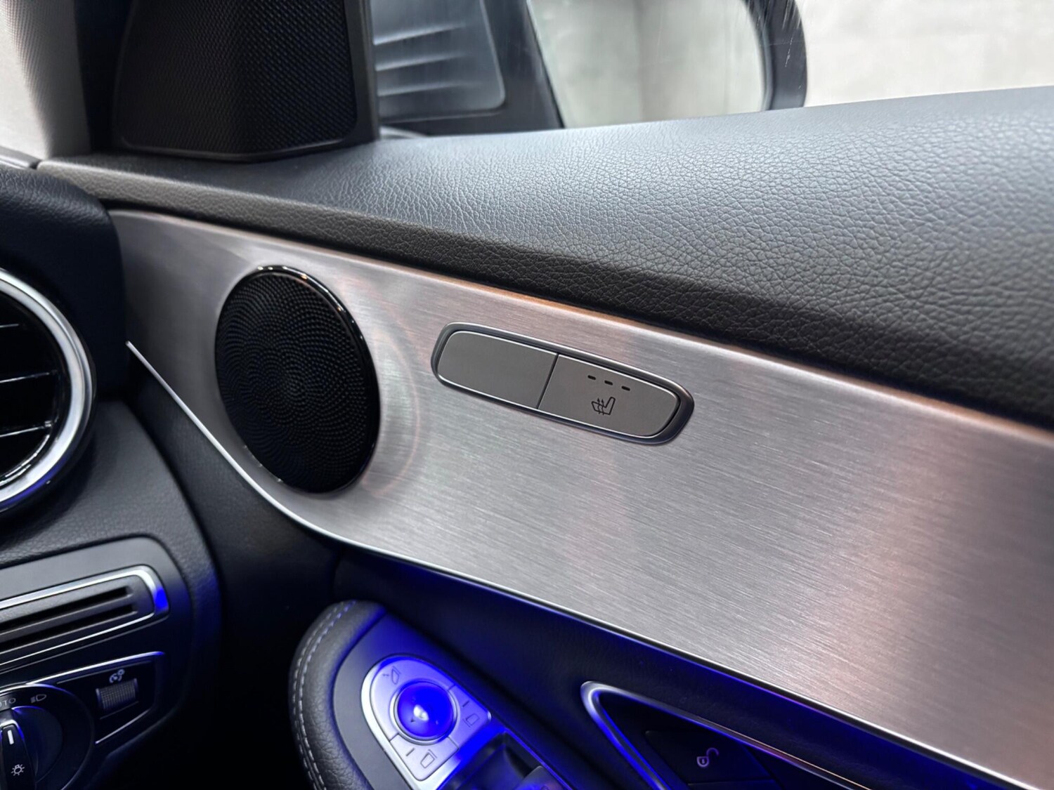 Used Mercedes-Benz C Class 2019 for sale - 77575169: Photo 33