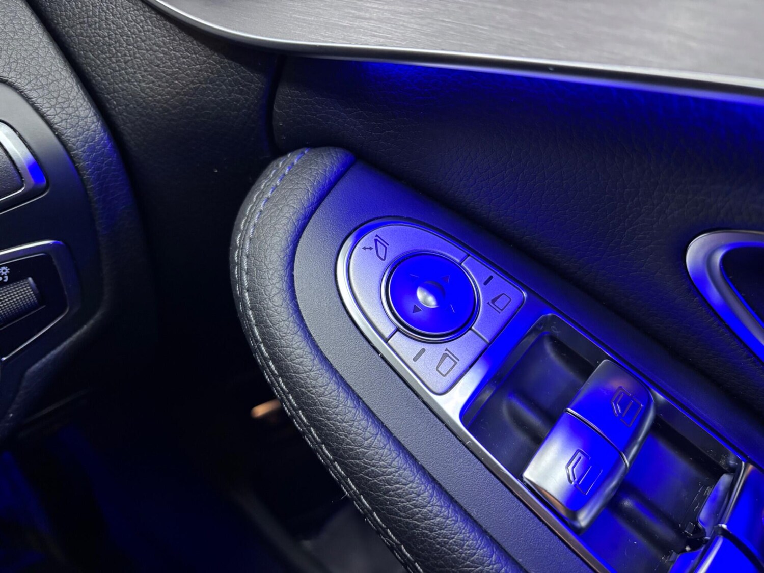 Used Mercedes-Benz C Class 2019 for sale - 77575169: Photo 36