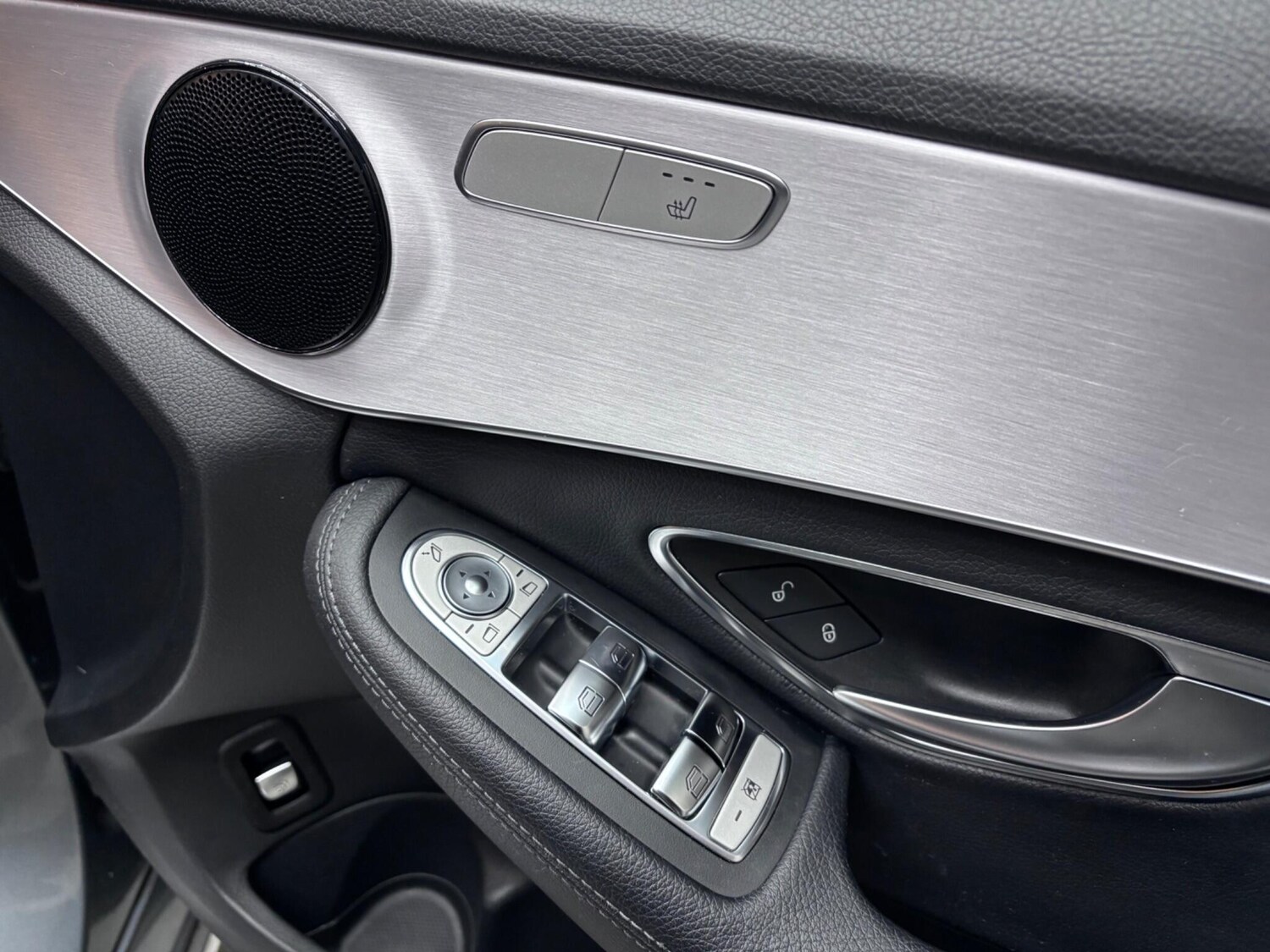 Used Mercedes-Benz C Class 2019 for sale - 77575169: Photo 39