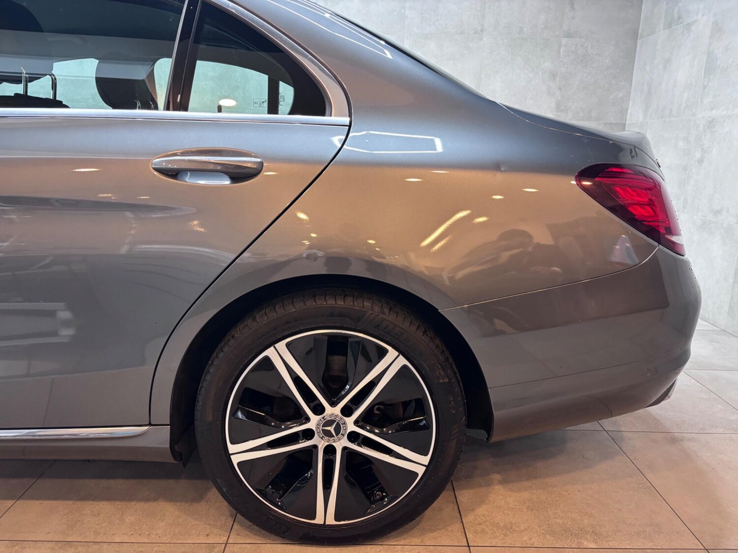 Used Mercedes-Benz C Class 2019 for sale - 77575169: Photo 44