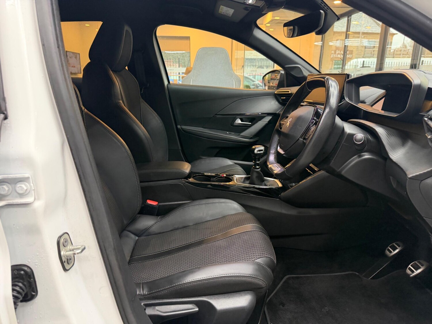 Used Peugeot 208 for sale - 77469195: Photo 18