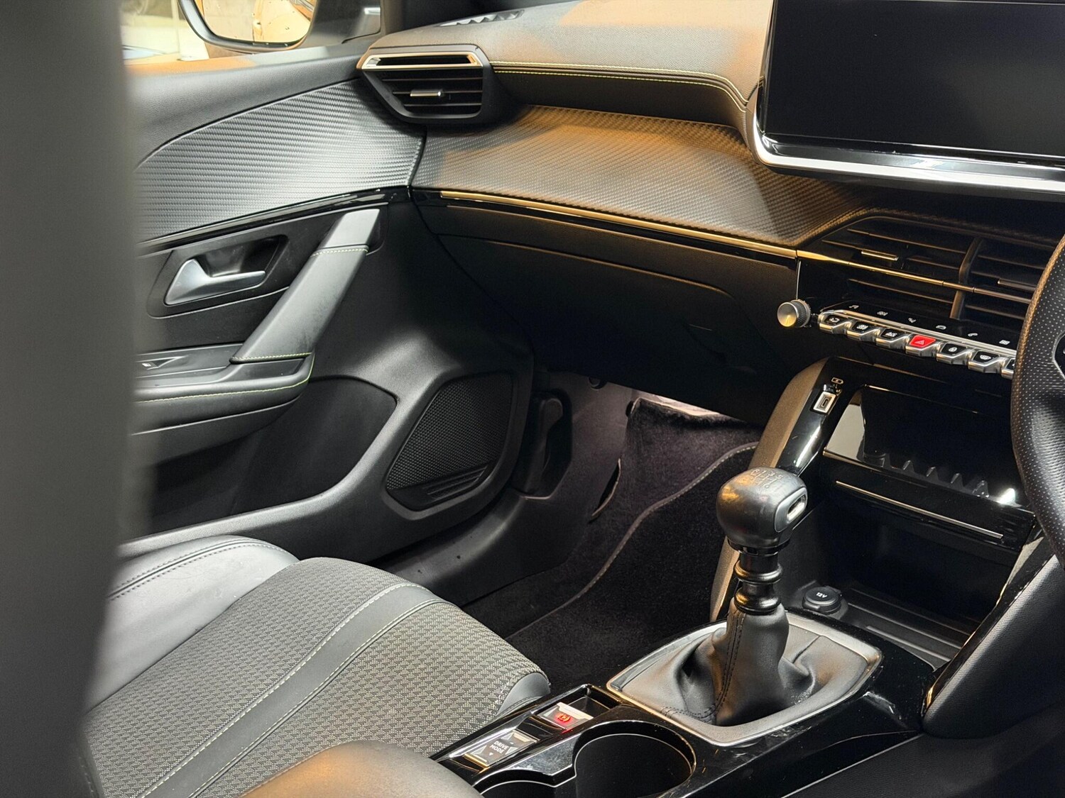 Used Peugeot 208 for sale - 77469195: Photo 40