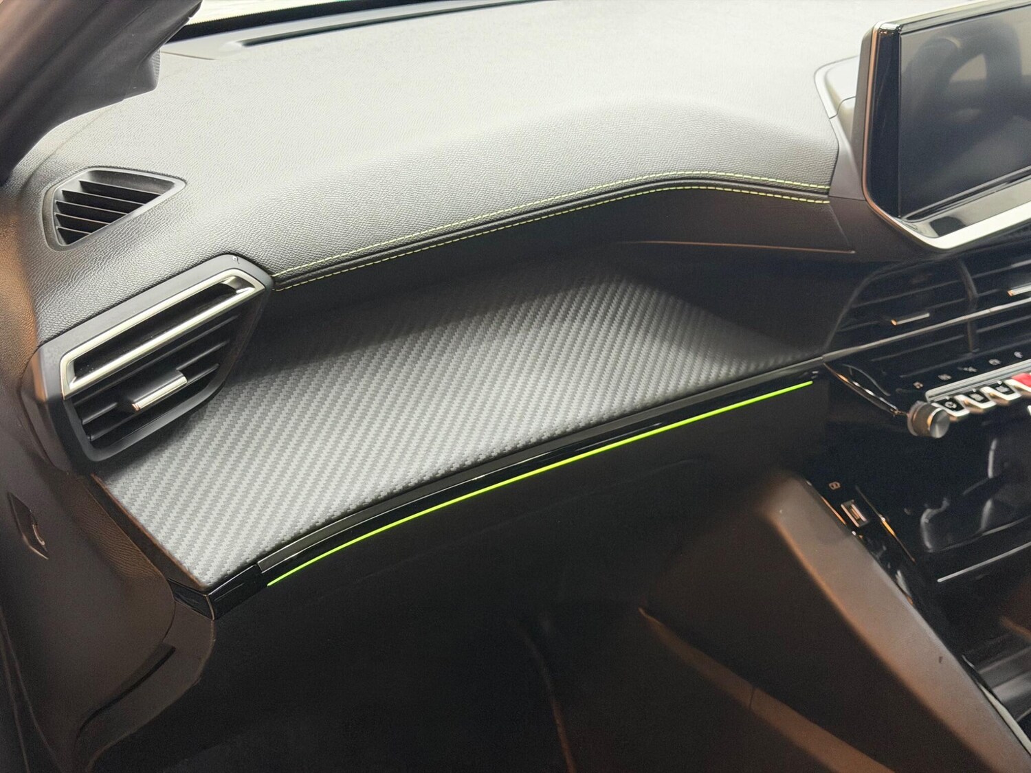 Used Peugeot 208 for sale - 77469195: Photo 42