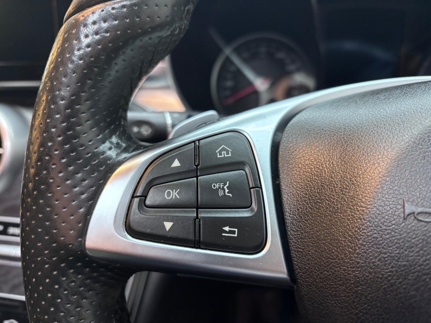 Used Mercedes-Benz C Class for sale - 77266806: Photo 32