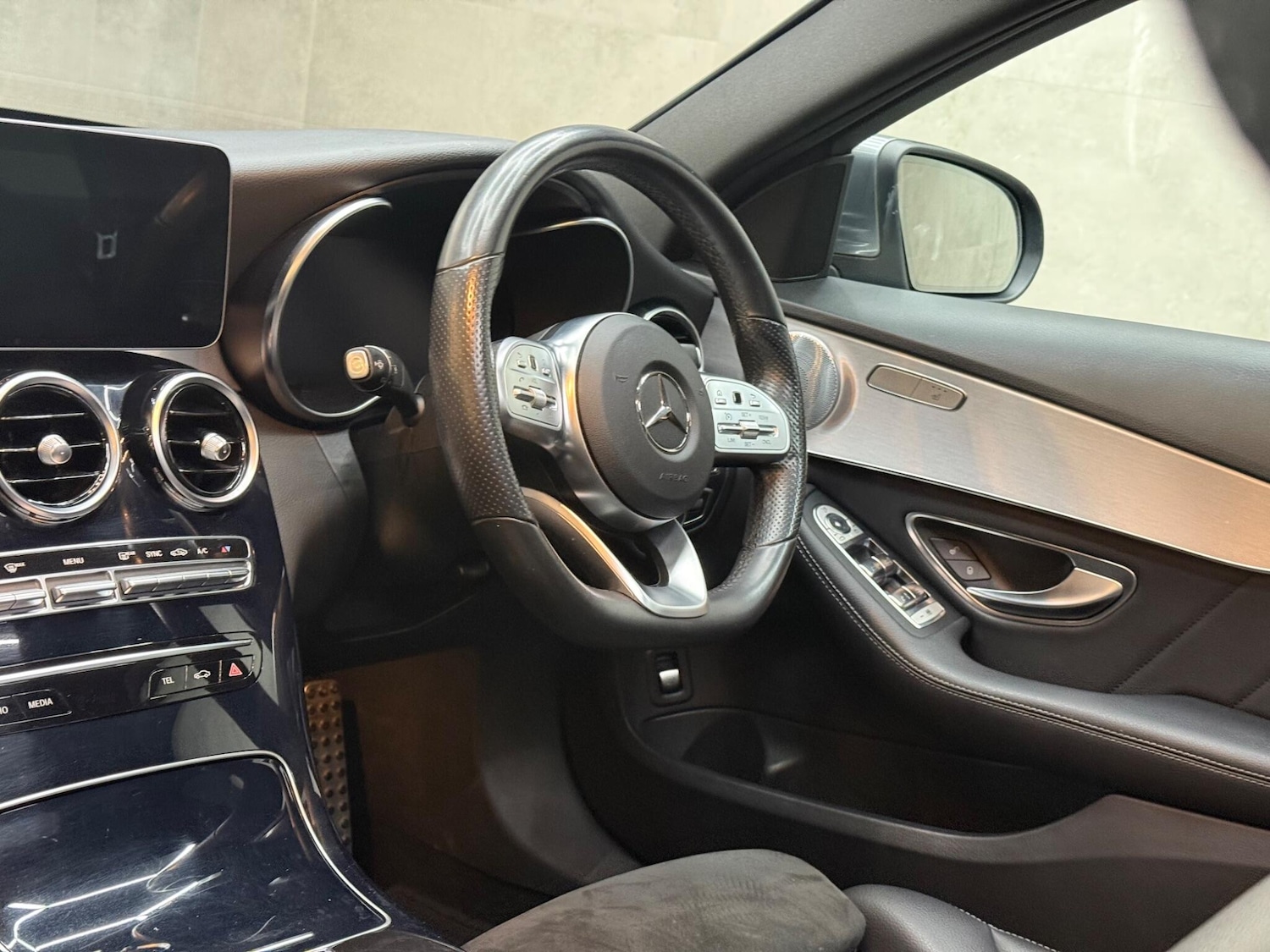 Used Mercedes-Benz C Class 2019 for sale - 76361108: Photo 13