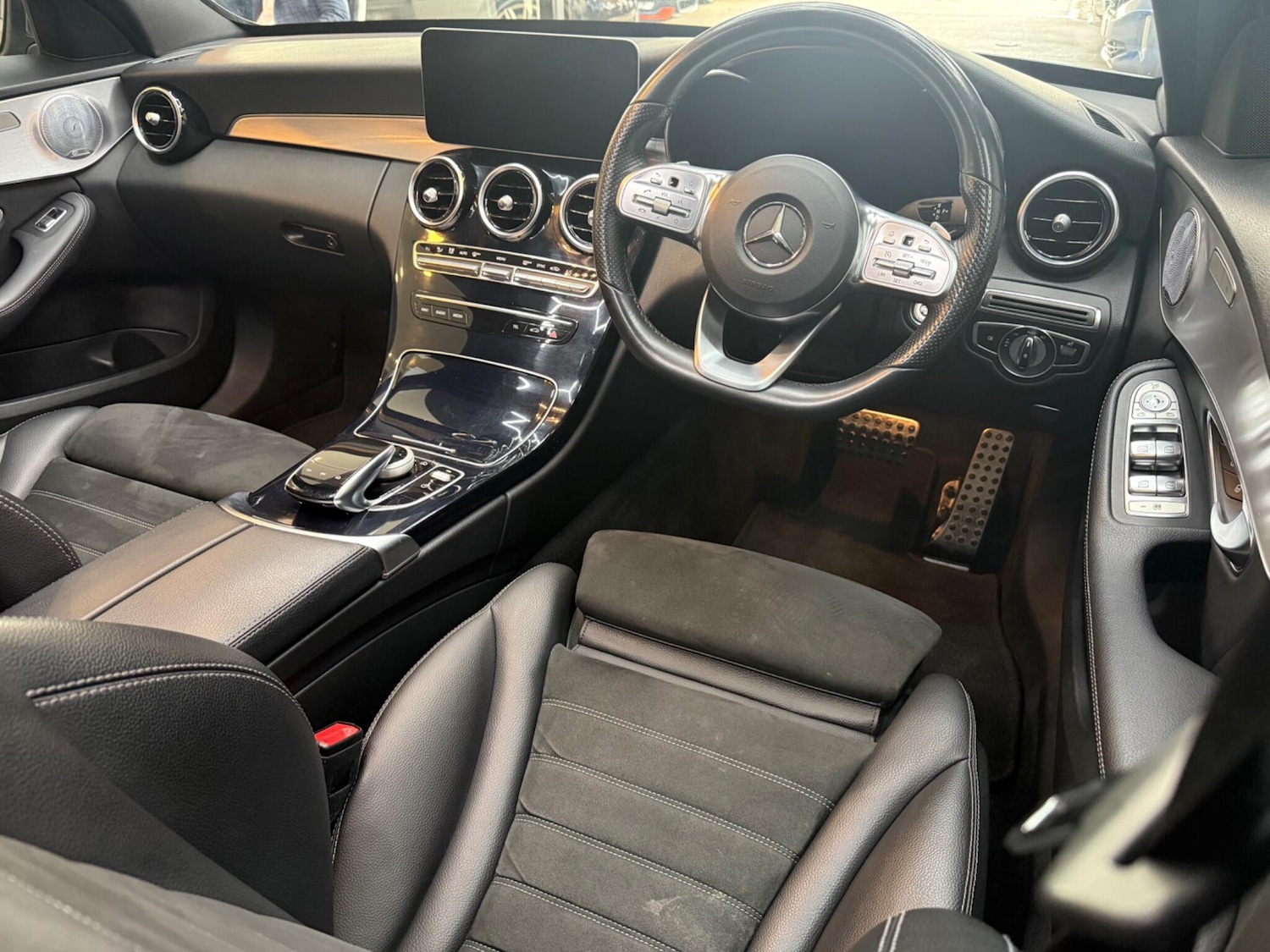 Used Mercedes-Benz C Class 2019 for sale - 76361108: Photo 19