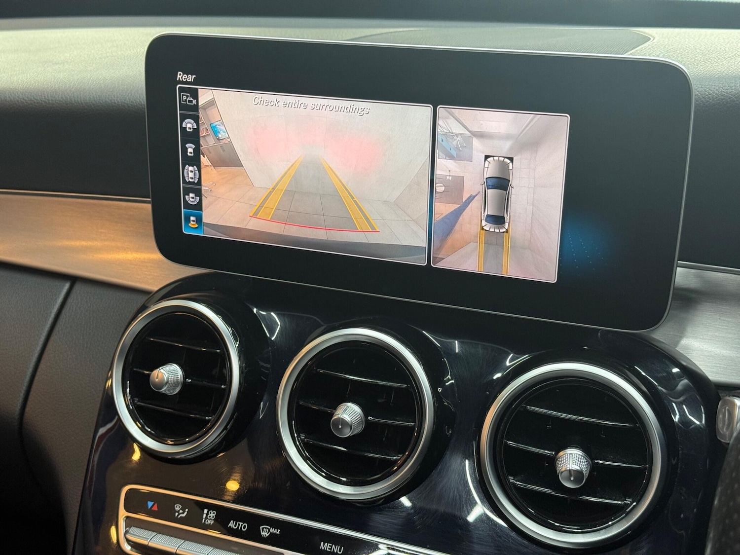 Used Mercedes-Benz C Class 2019 for sale - 76361108: Photo 35