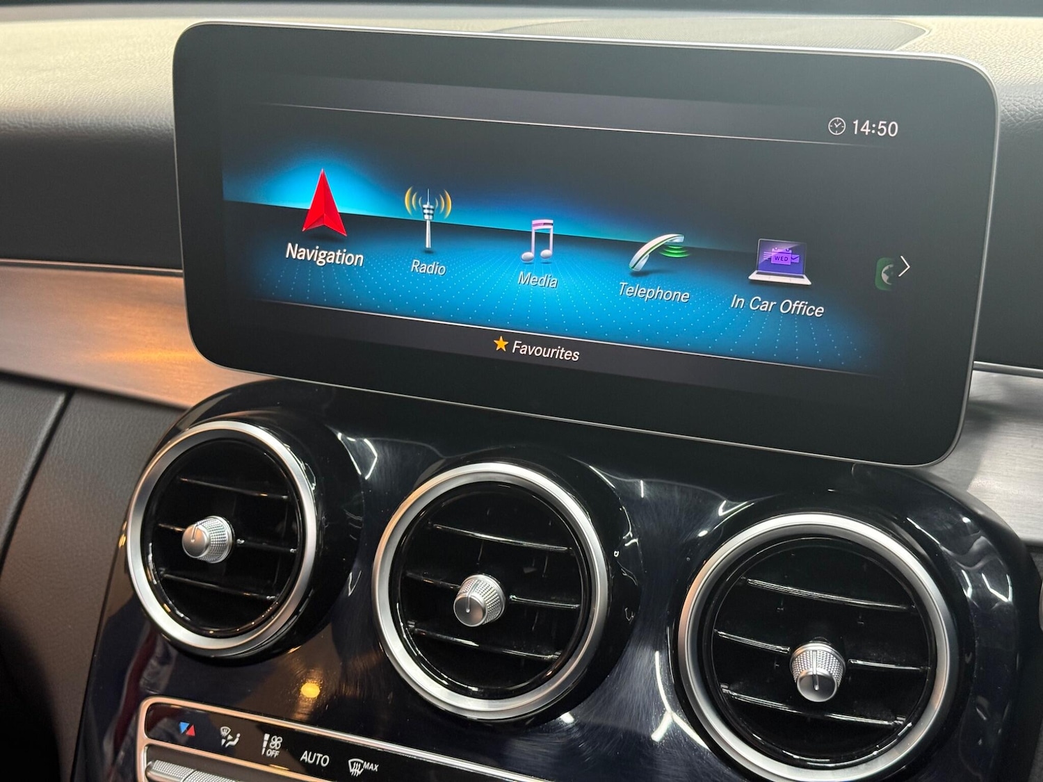 Used Mercedes-Benz C Class 2019 for sale - 76361108: Photo 37