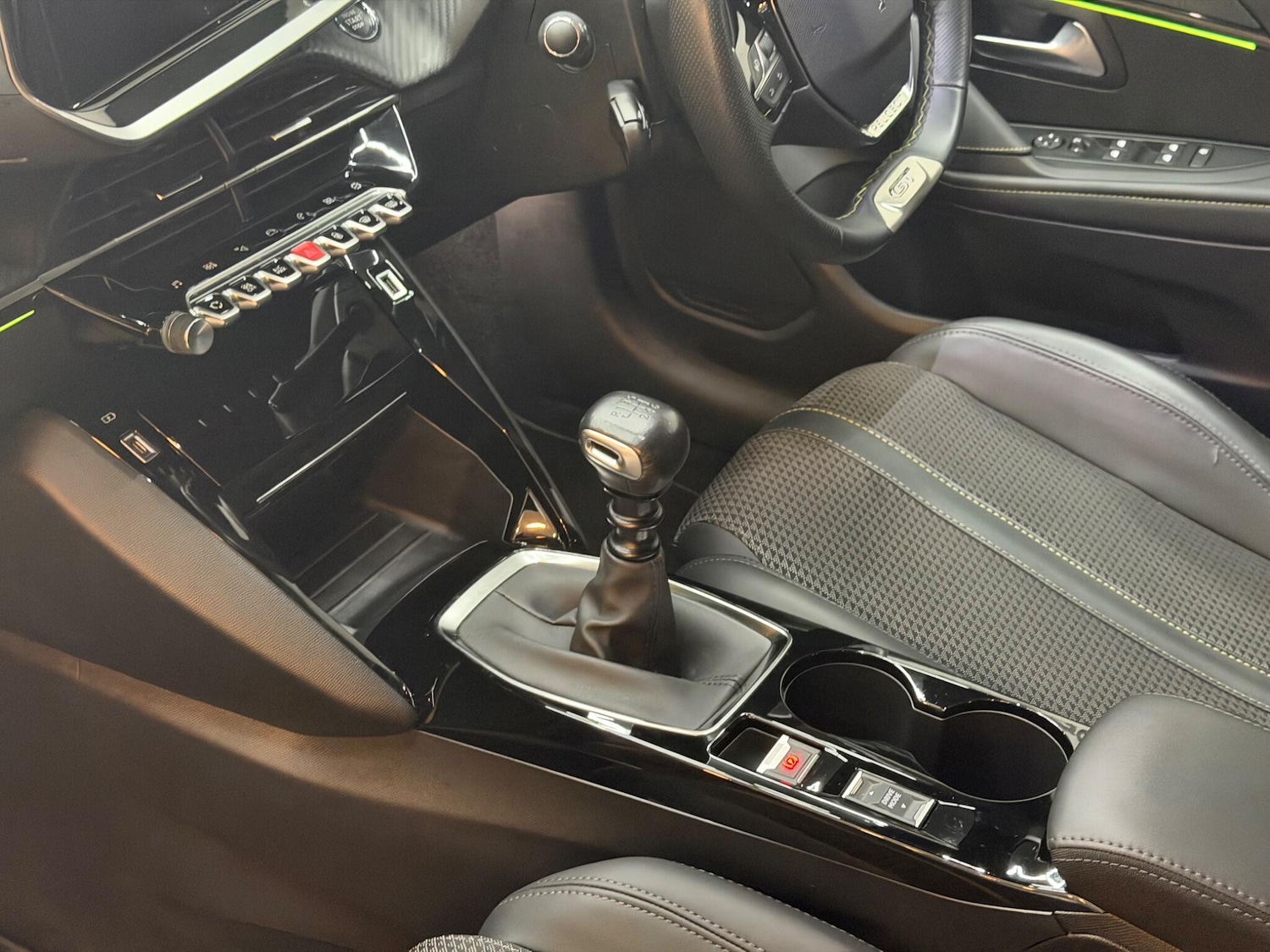 Used Peugeot 208 for sale - 78135567: Photo 17