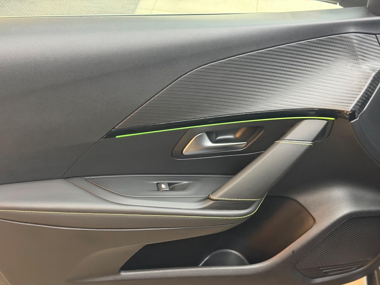 Used Peugeot 208 for sale - 78135567: Photo 31