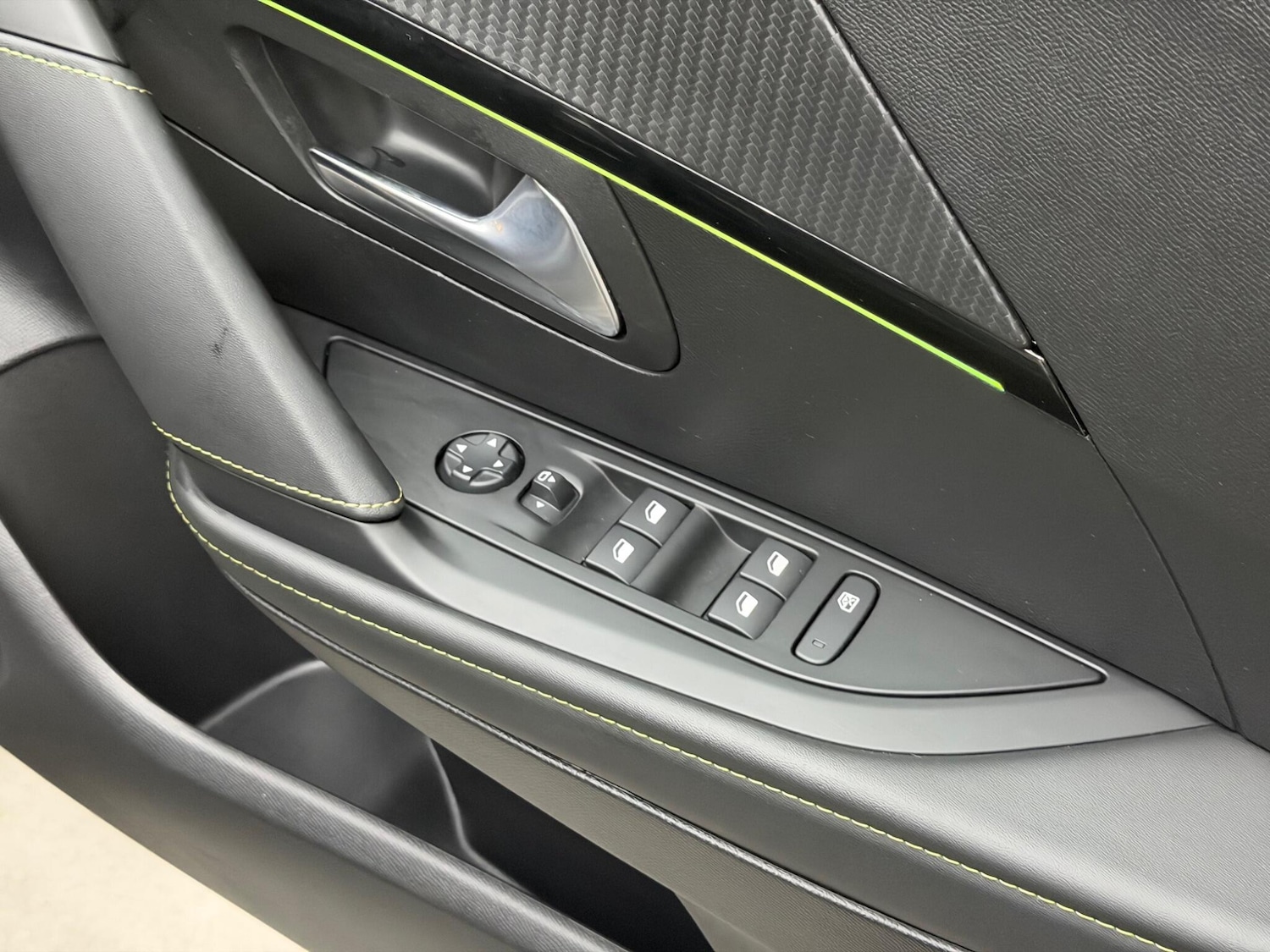 Used Peugeot 208 for sale - 78135567: Photo 61