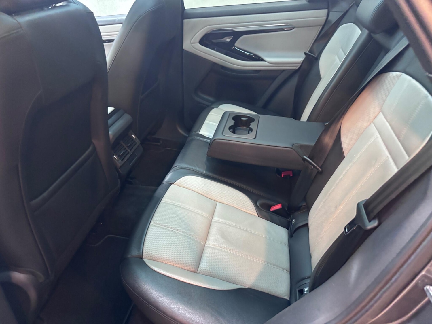 Used Land Rover Range Rover Evoque 2019 for sale - 76440984: Photo 28