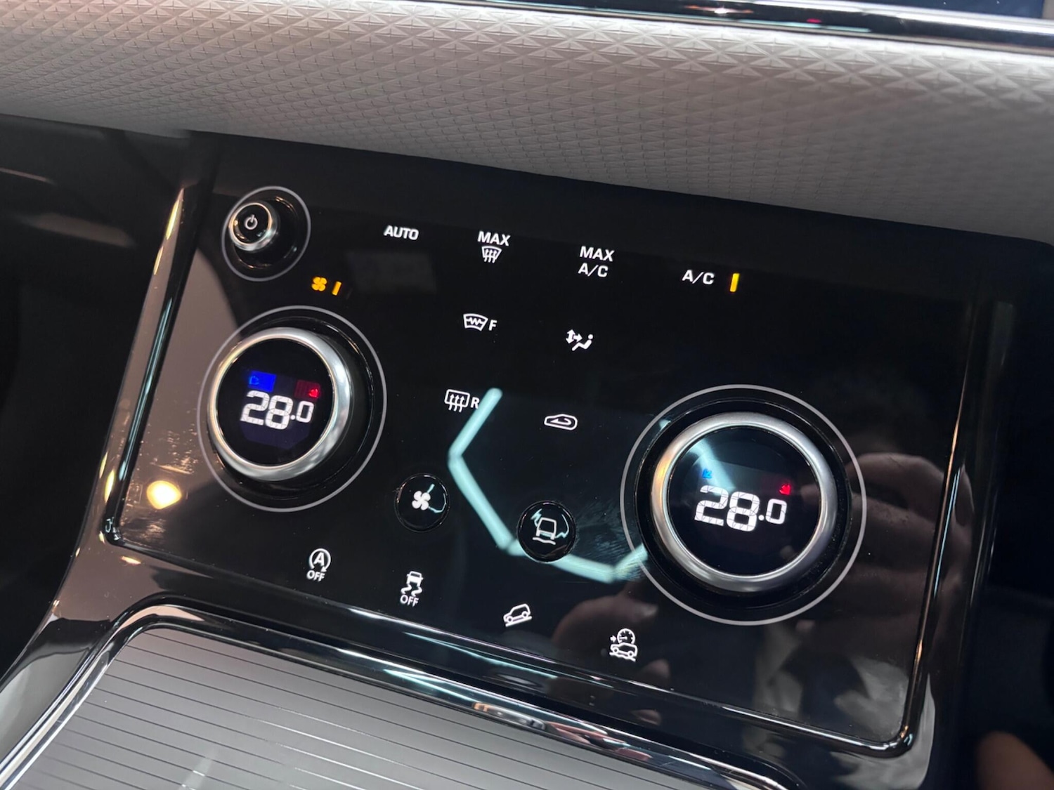 Used Land Rover Range Rover Evoque 2019 for sale - 76440984: Photo 35