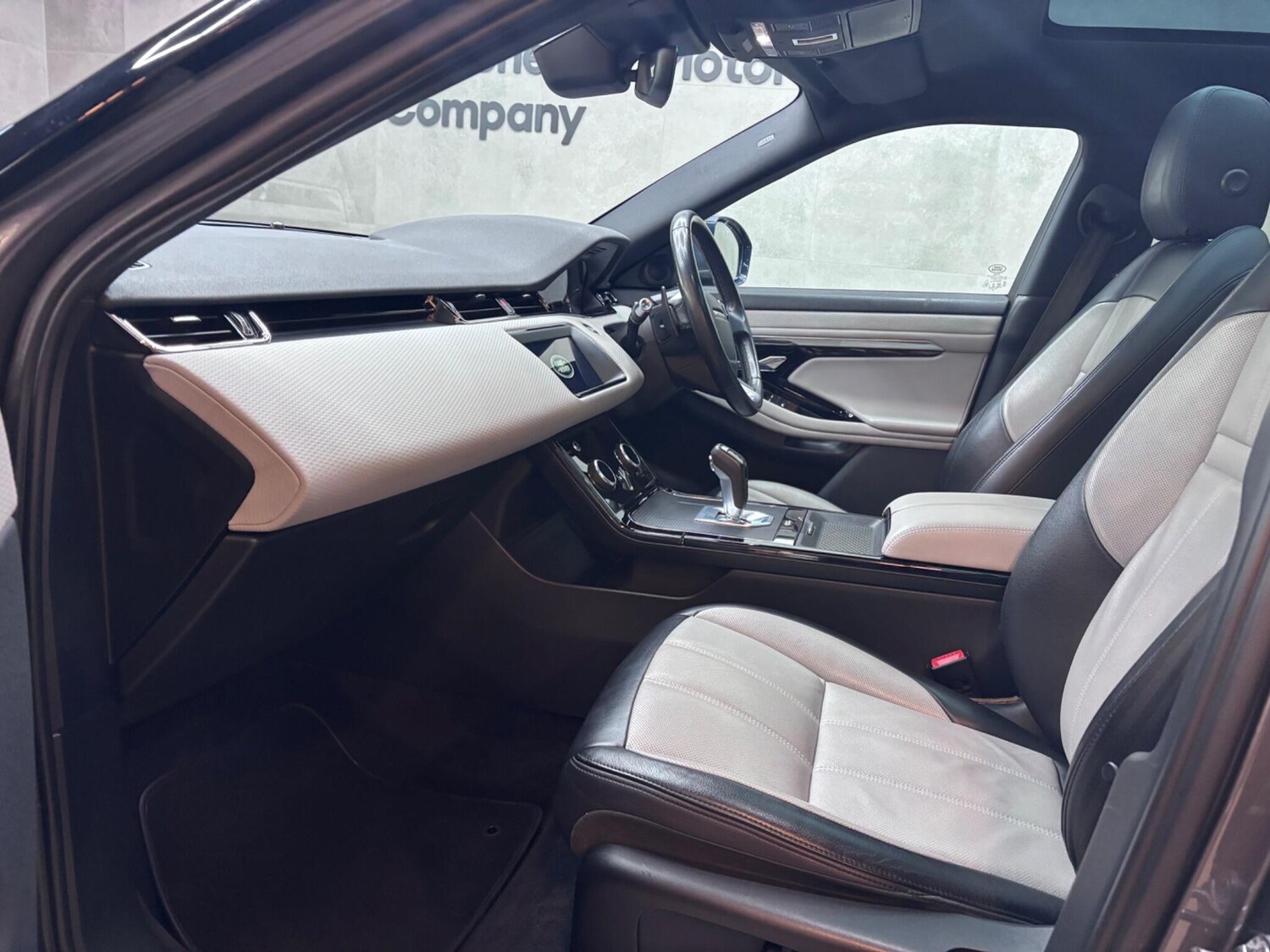 Used Land Rover Range Rover Evoque 2019 for sale - 76440984: Photo 54