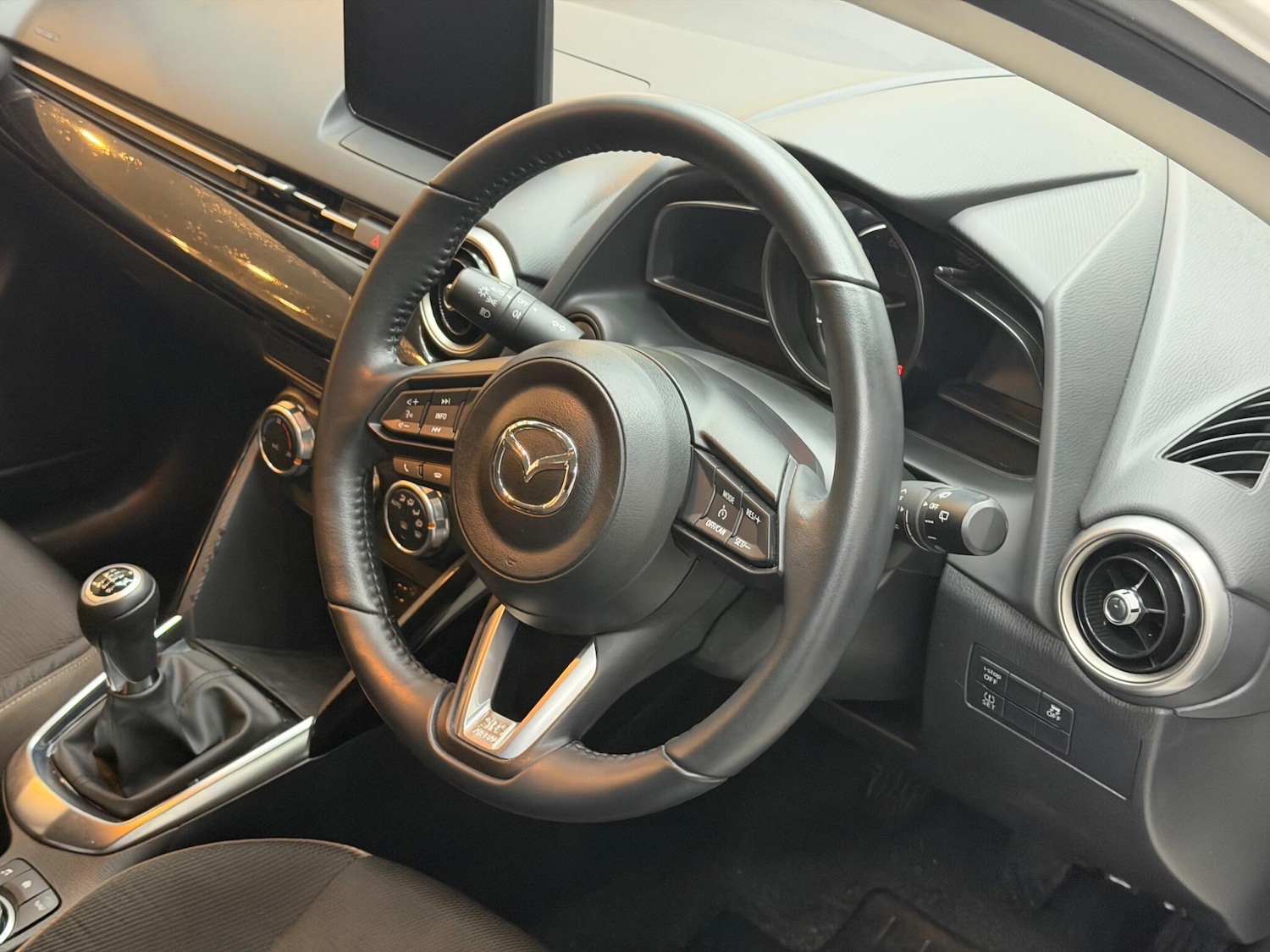 Used Mazda Mazda2 2023 for sale - 77696839: Photo 38