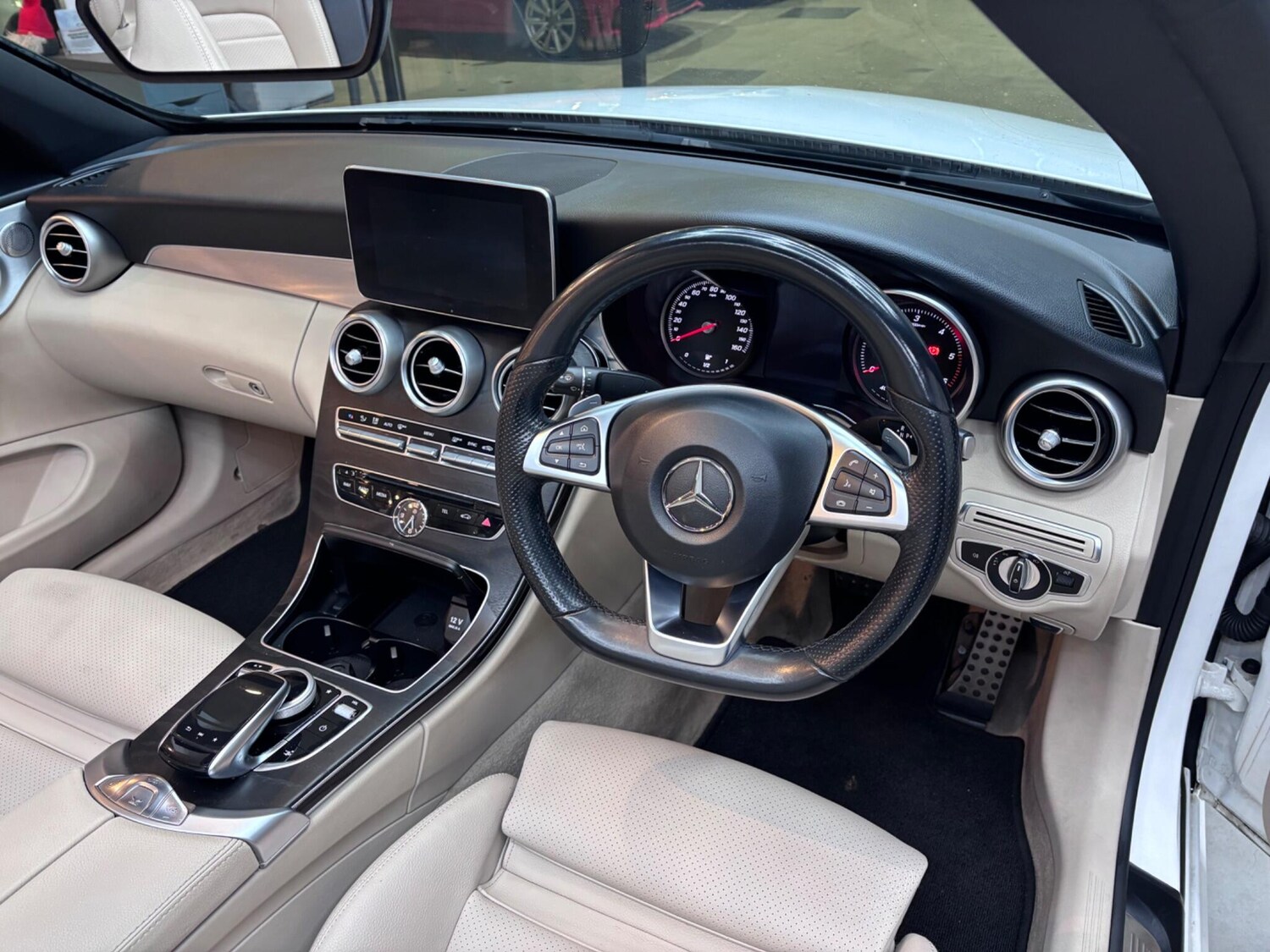 Used Mercedes-Benz C Class 2018 for sale - 76607588: Photo 23