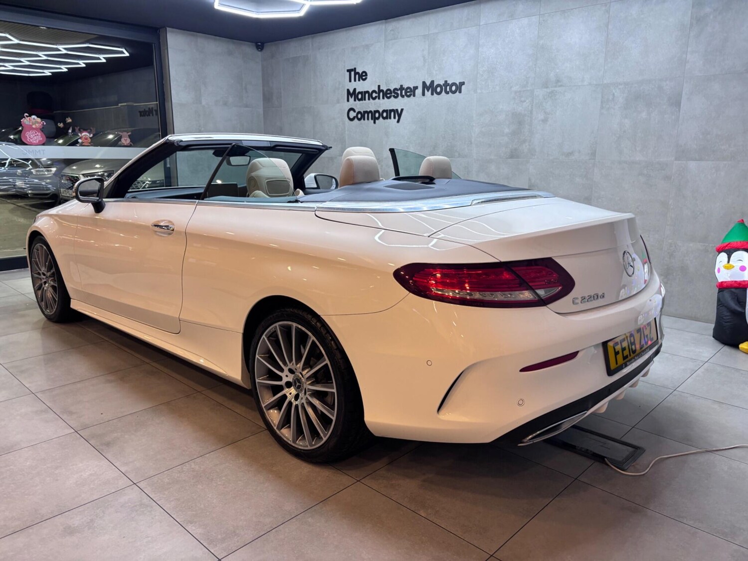 Used Mercedes-Benz C Class 2018 for sale - 76607588: Photo 3