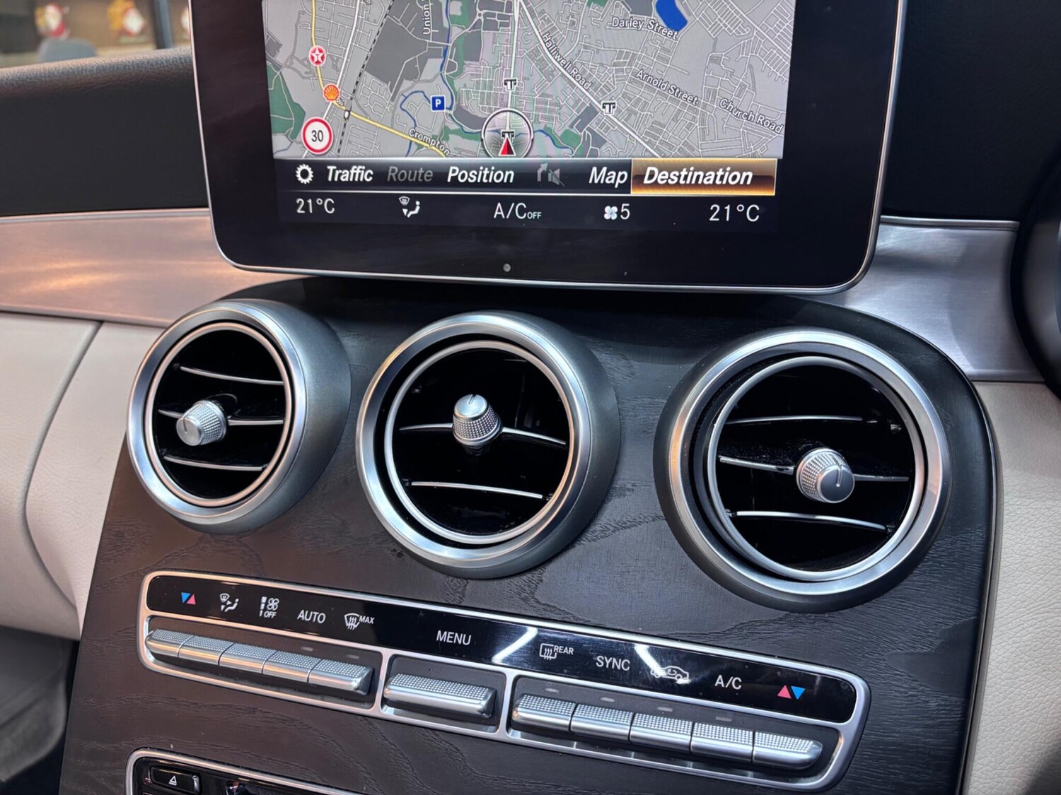 Used Mercedes-Benz C Class 2018 for sale - 76607588: Photo 35