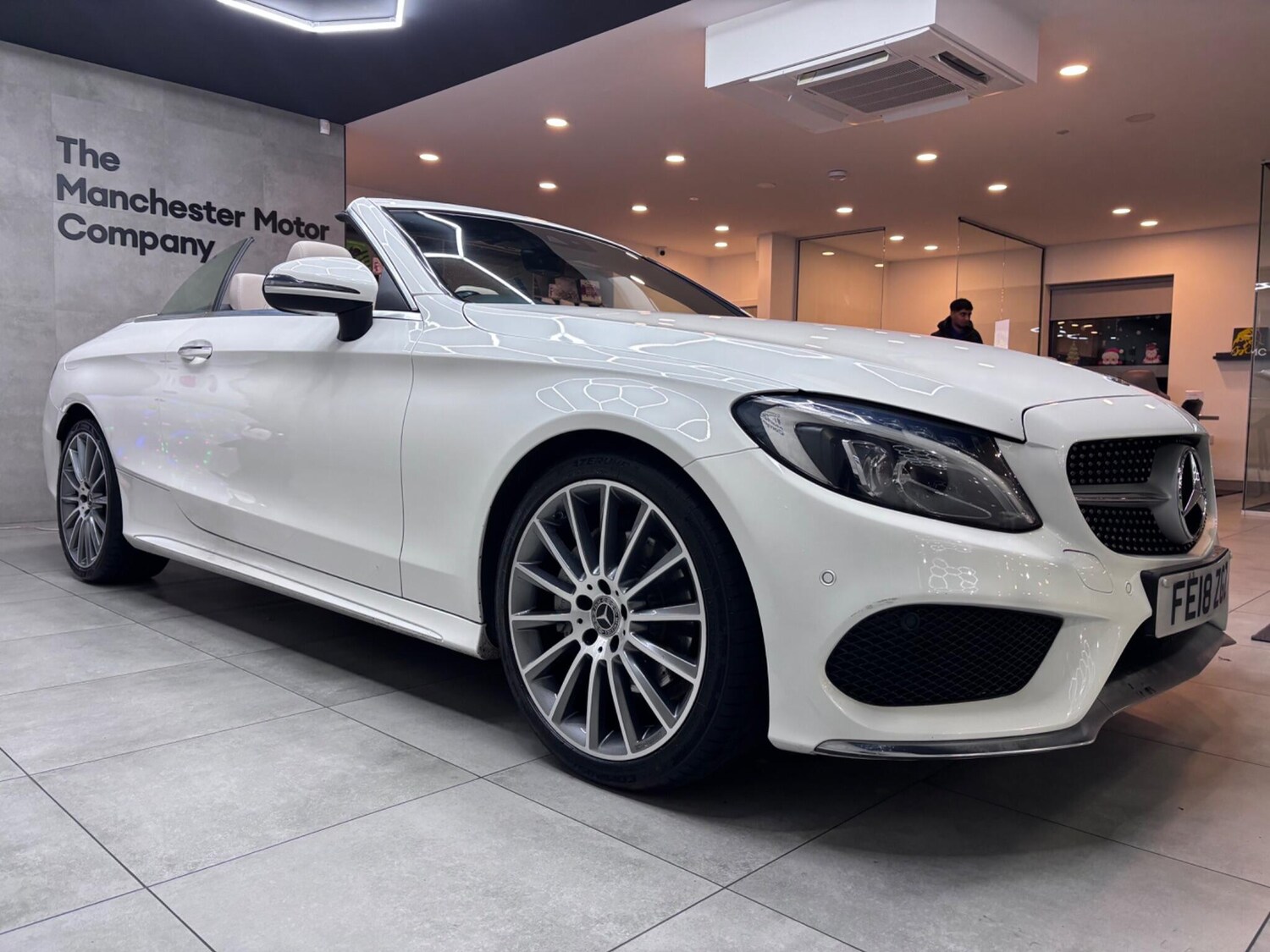 Used Mercedes-Benz C Class 2018 for sale - 76607588: Photo 4