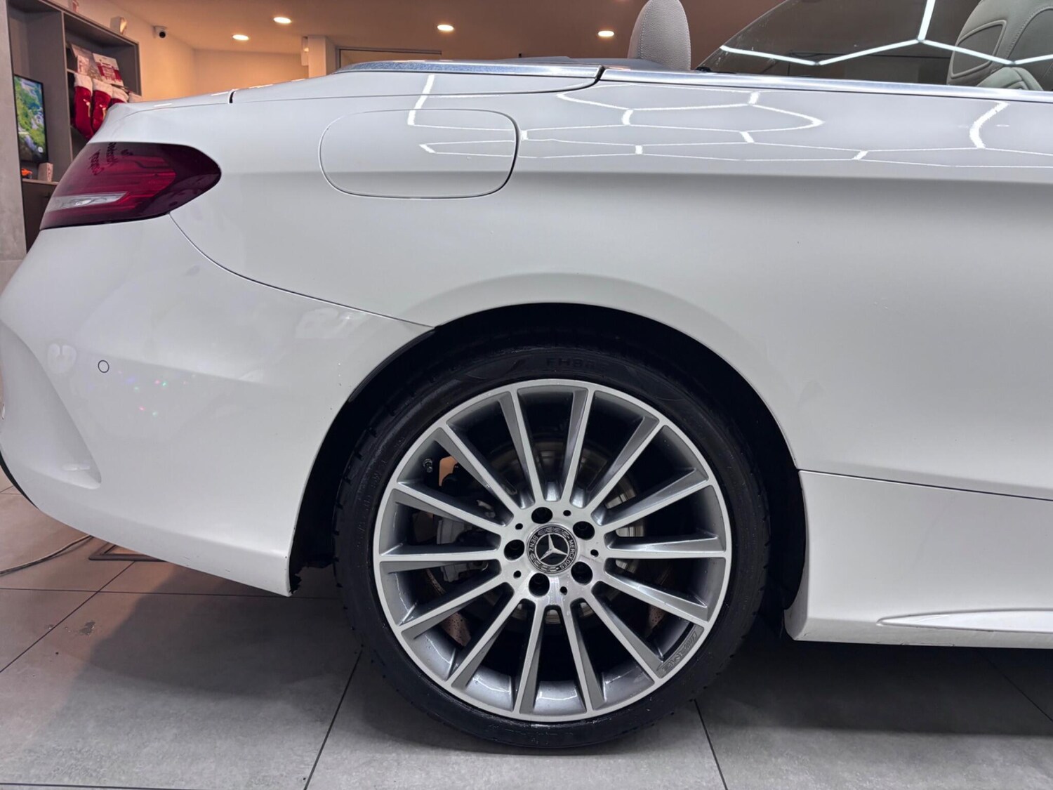 Used Mercedes-Benz C Class 2018 for sale - 76607588: Photo 47