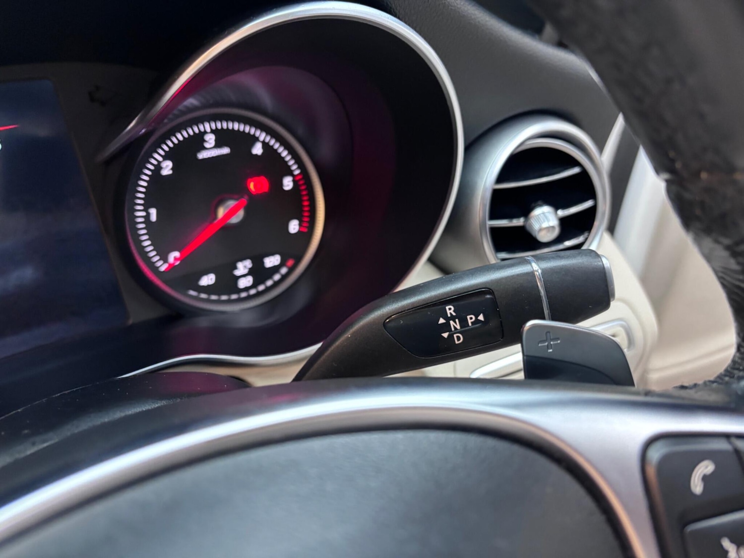 Used Mercedes-Benz C Class 2018 for sale - 76607588: Photo 52