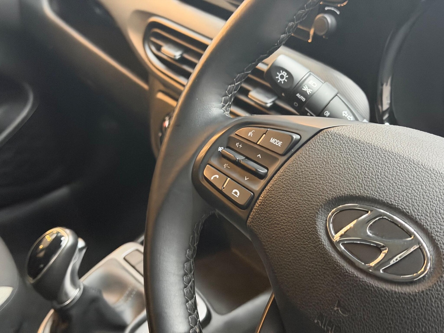 Used Hyundai i10 for sale - 77484612: Photo 24