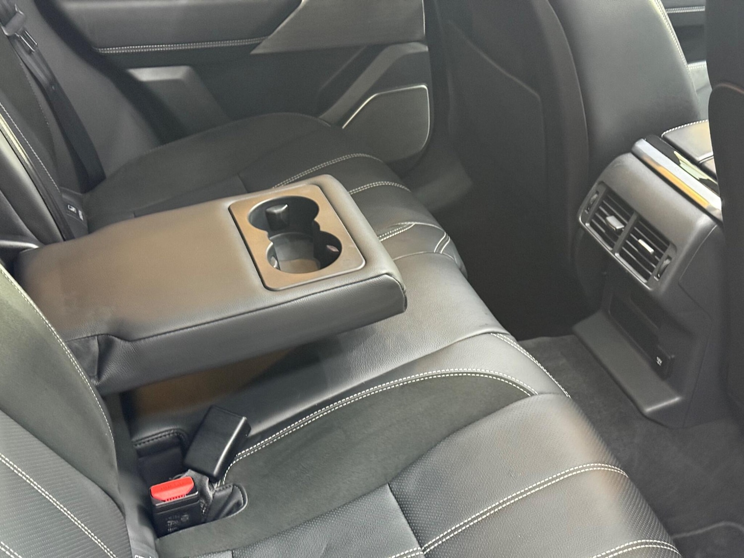 Used Land Rover Range Rover Velar 2019 for sale - 76370619: Photo 17