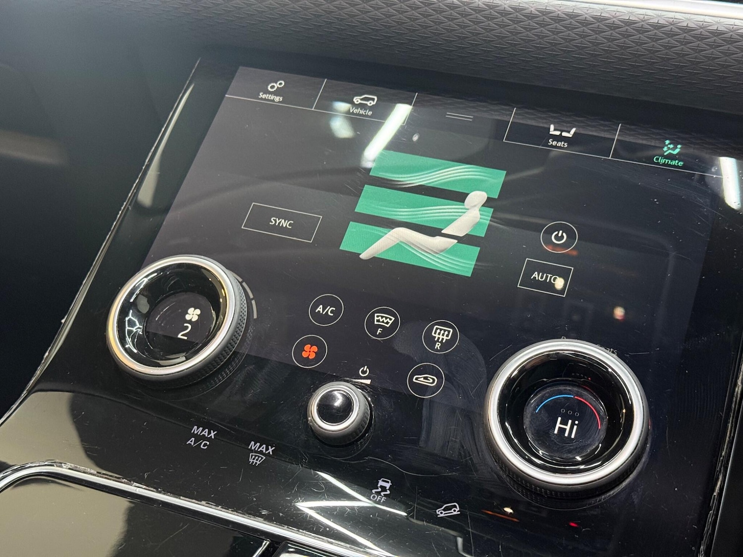 Used Land Rover Range Rover Velar 2019 for sale - 76370619: Photo 47