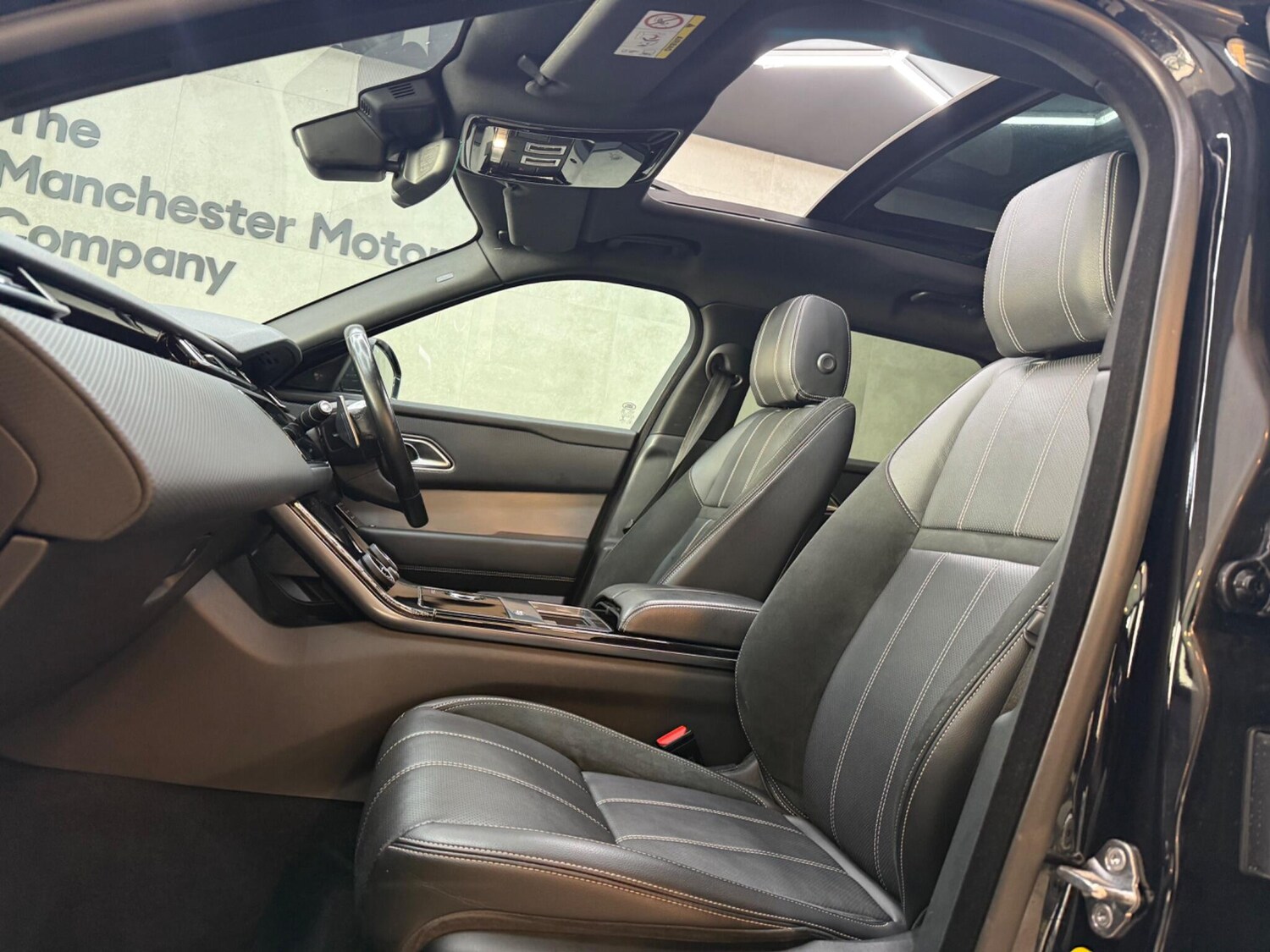 Used Land Rover Range Rover Velar 2019 for sale - 76370619: Photo 52