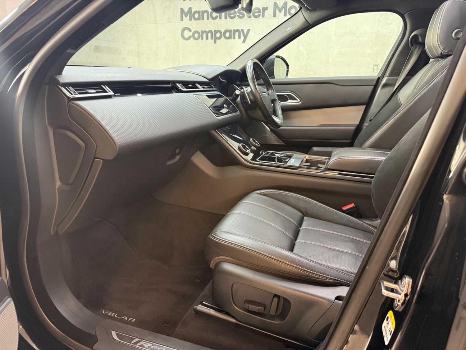 Used Land Rover Range Rover Velar 2019 for sale - 76370619: Photo 53