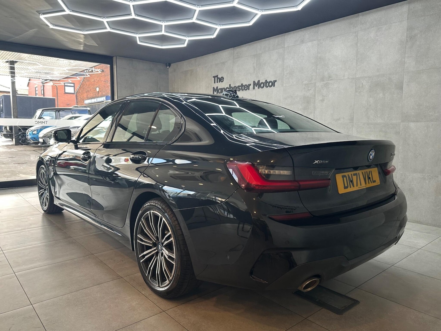 Used BMW 3 Series for sale - 78136207: Photo 3