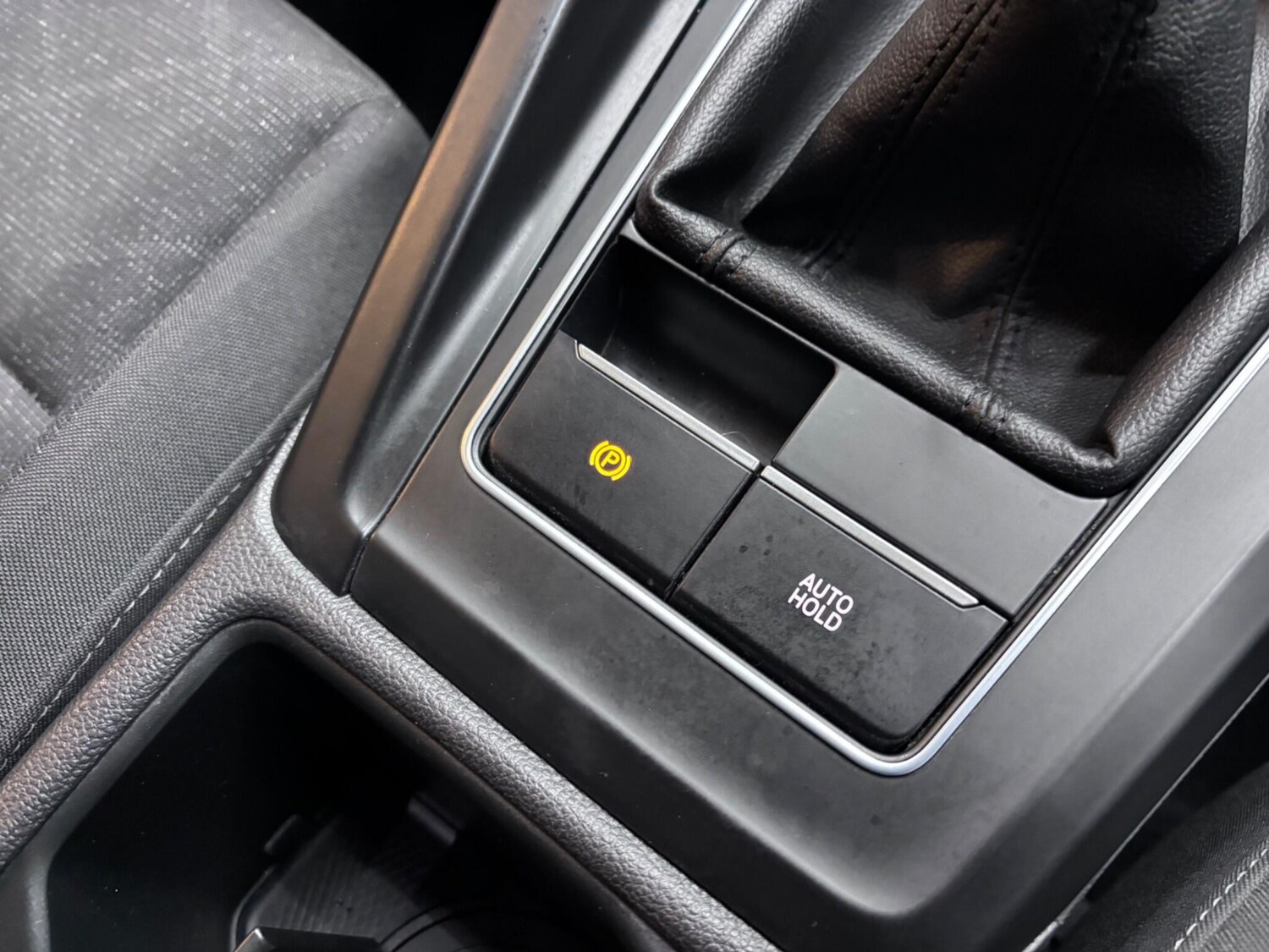 Used Volkswagen Golf for sale - 77510792: Photo 32