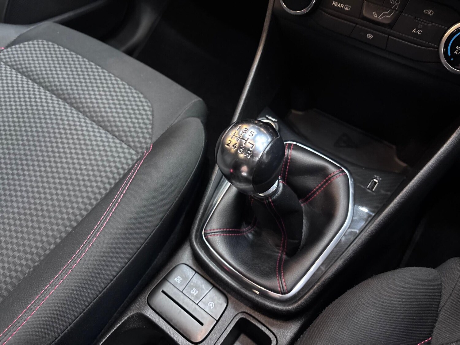 Used Ford Fiesta 2019 for sale - 77468983: Photo 18