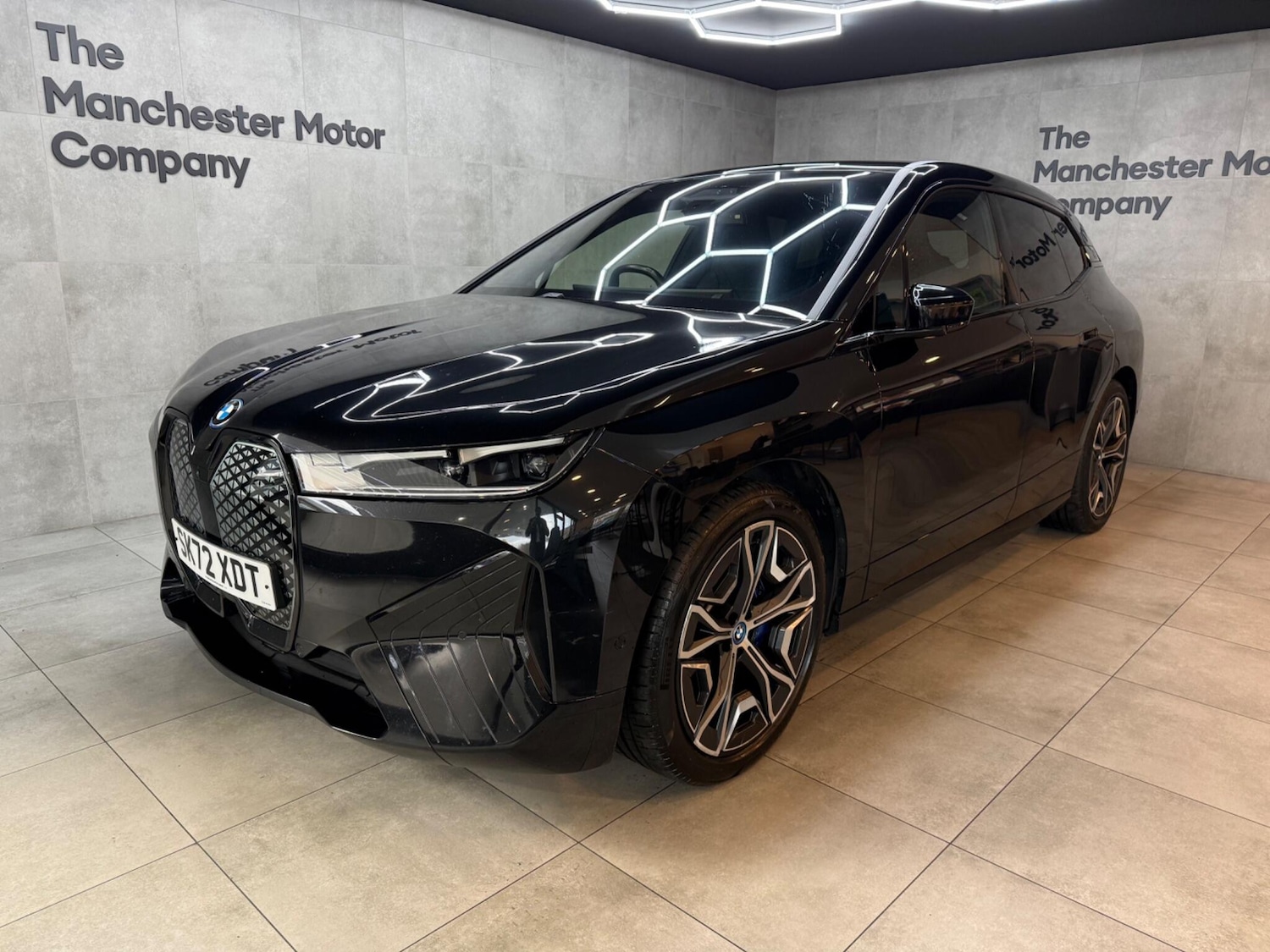 Used BMW iX 2022 for sale - 76512506: Photo 1