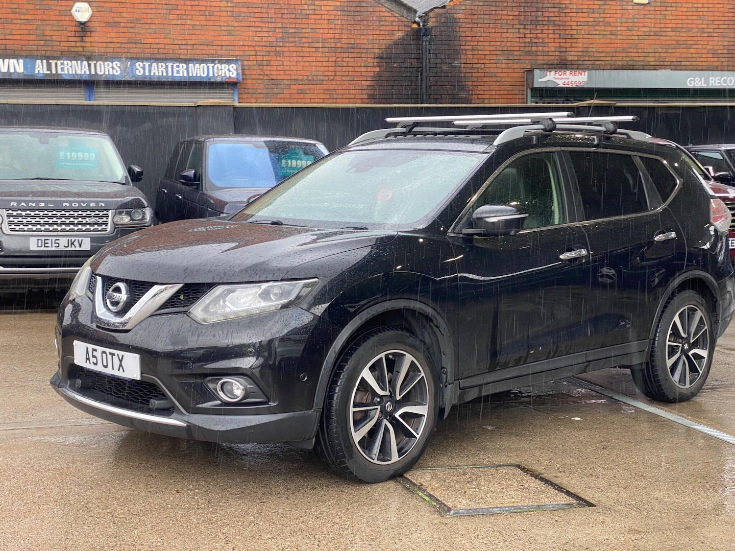 Used Nissan X-Trail 2015 for sale - 76175248: Photo 2