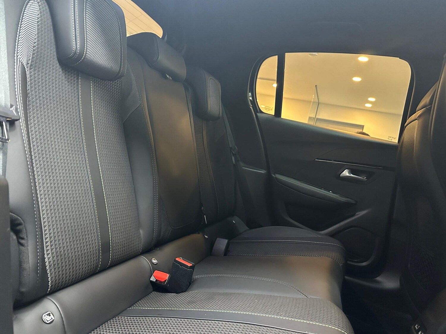 Used Peugeot 208 2023 for sale - 78020125: Photo 9