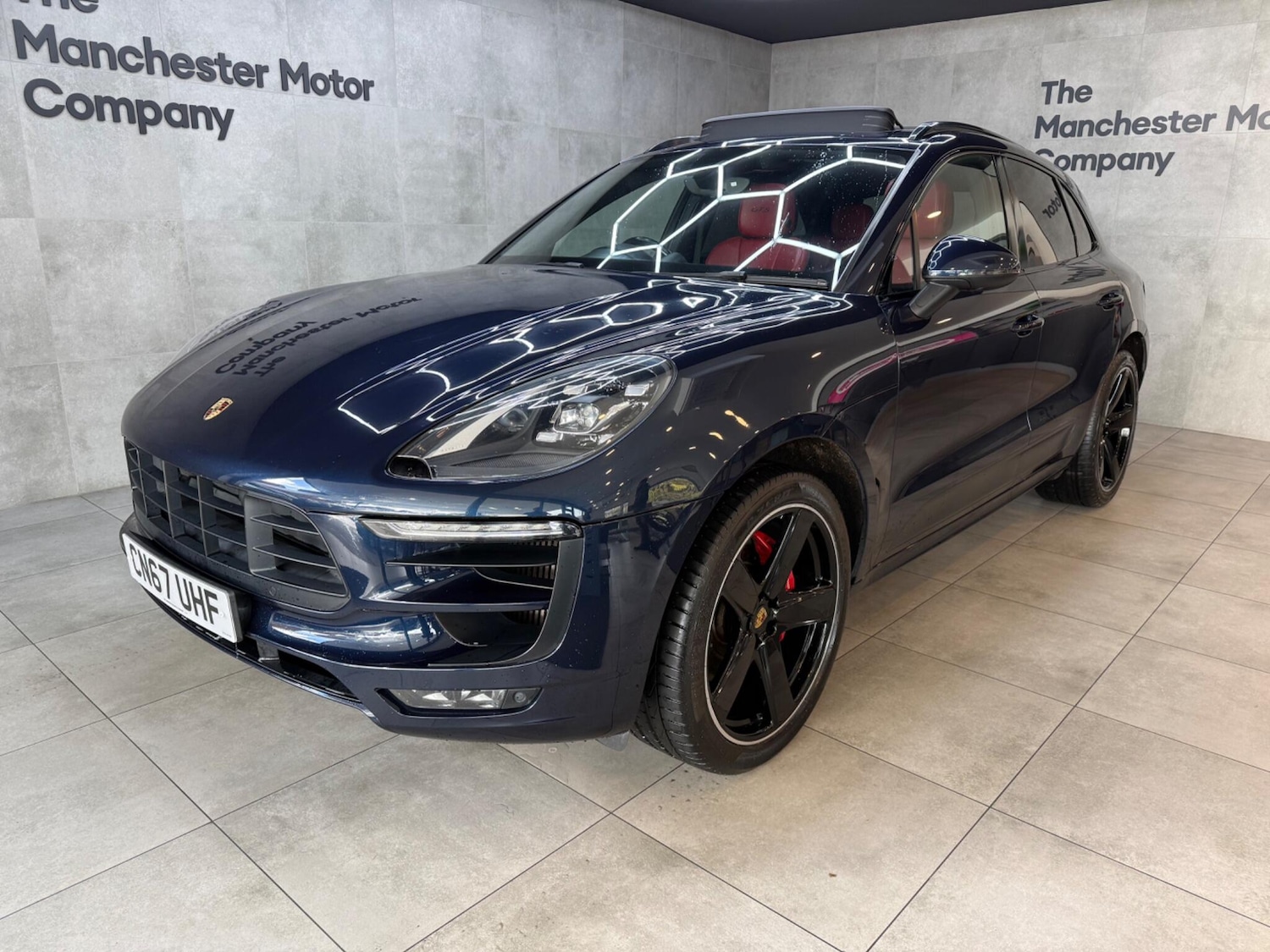 Used Porsche Macan 2017 for sale - 76349270: Photo 1