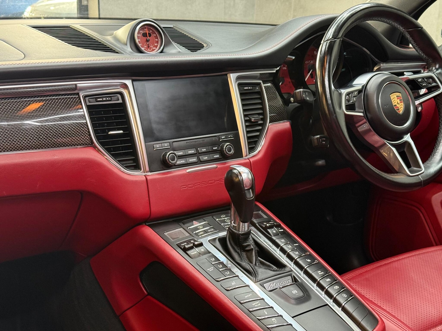 Used Porsche Macan 2017 for sale - 76349270: Photo 17