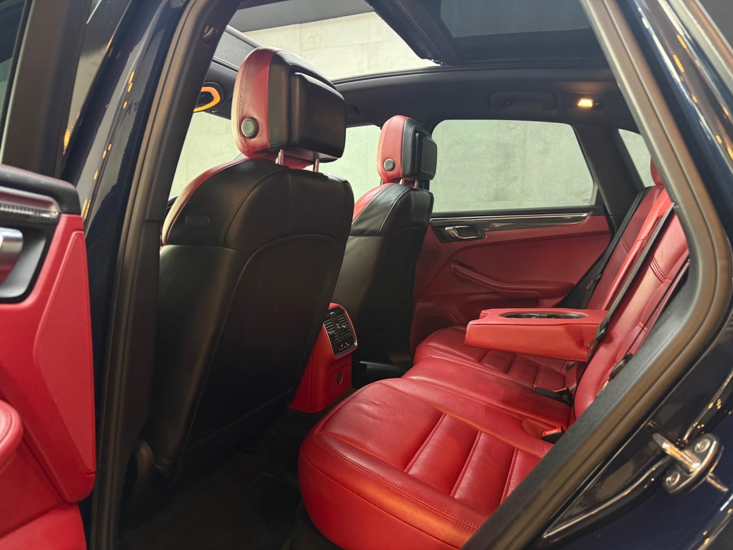 Used Porsche Macan 2017 for sale - 76349270: Photo 29