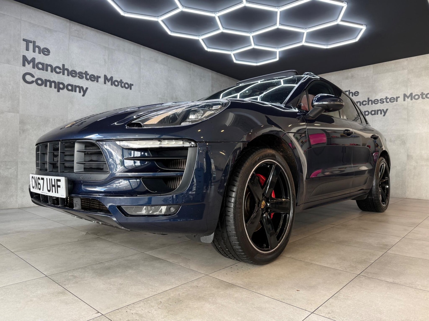 Used Porsche Macan 2017 for sale - 76349270: Photo 4