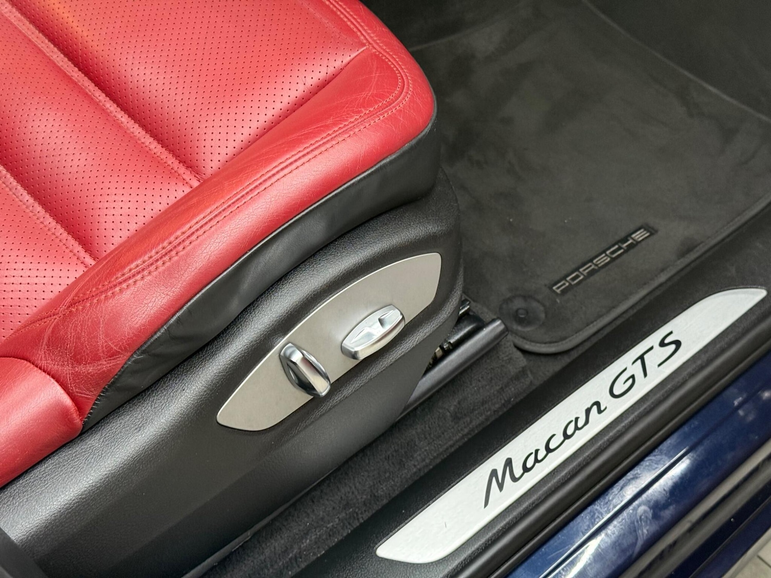 Used Porsche Macan 2017 for sale - 76349270: Photo 63