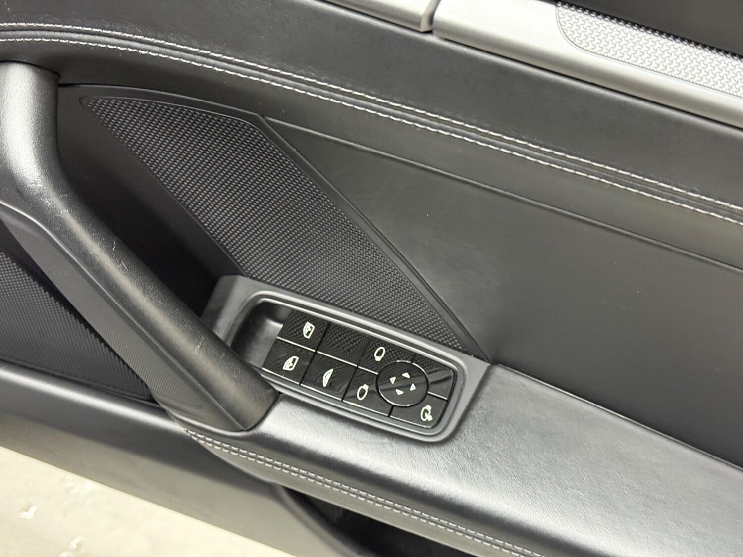 Used Porsche 911 for sale - 76537709: Photo 20