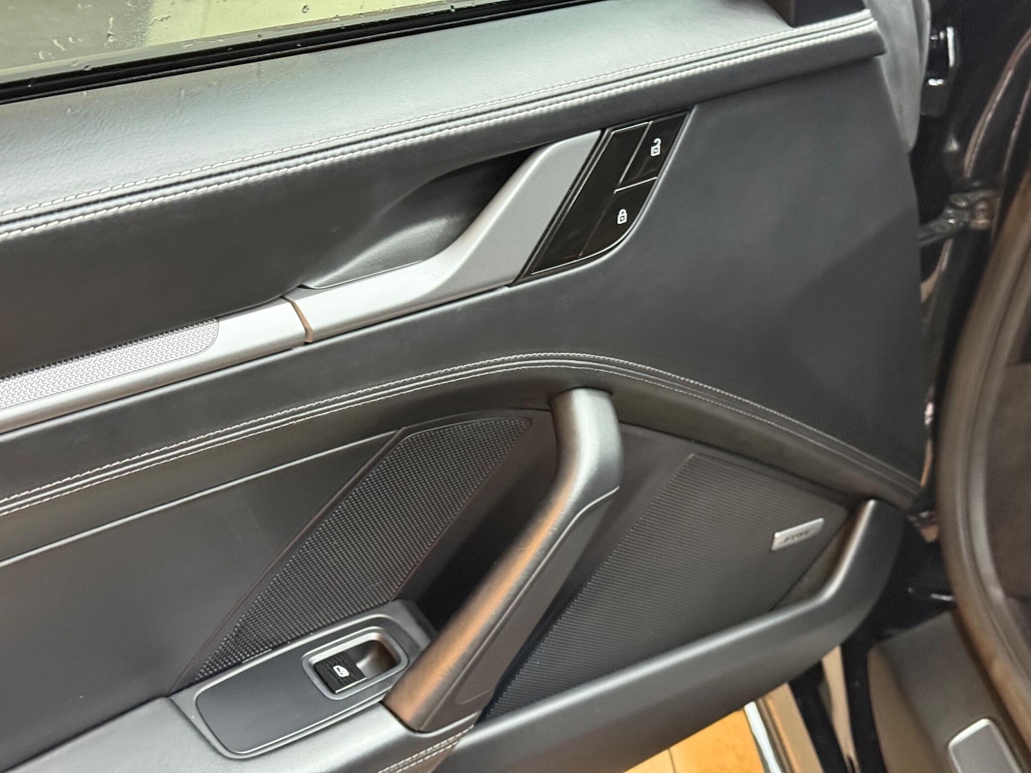 Used Porsche 911 for sale - 76537709: Photo 22