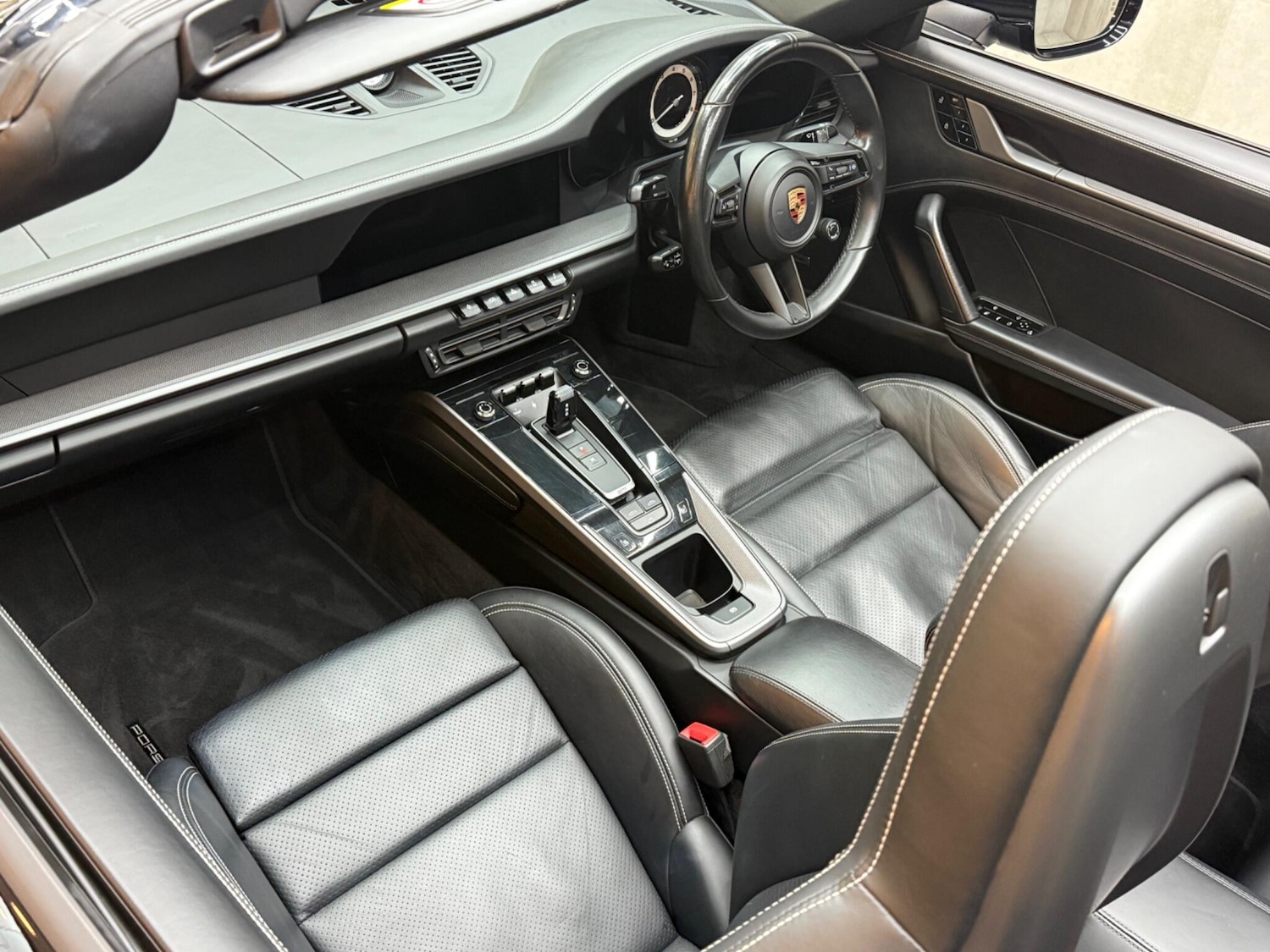 Used Porsche 911 for sale - 76537709: Photo 43