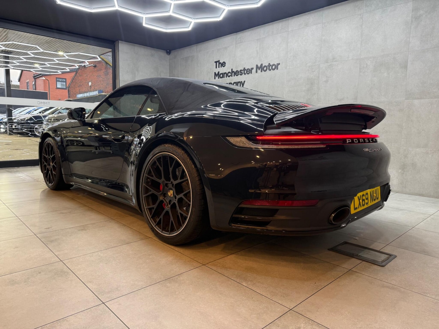 Used Porsche 911 for sale - 76537709: Photo 5