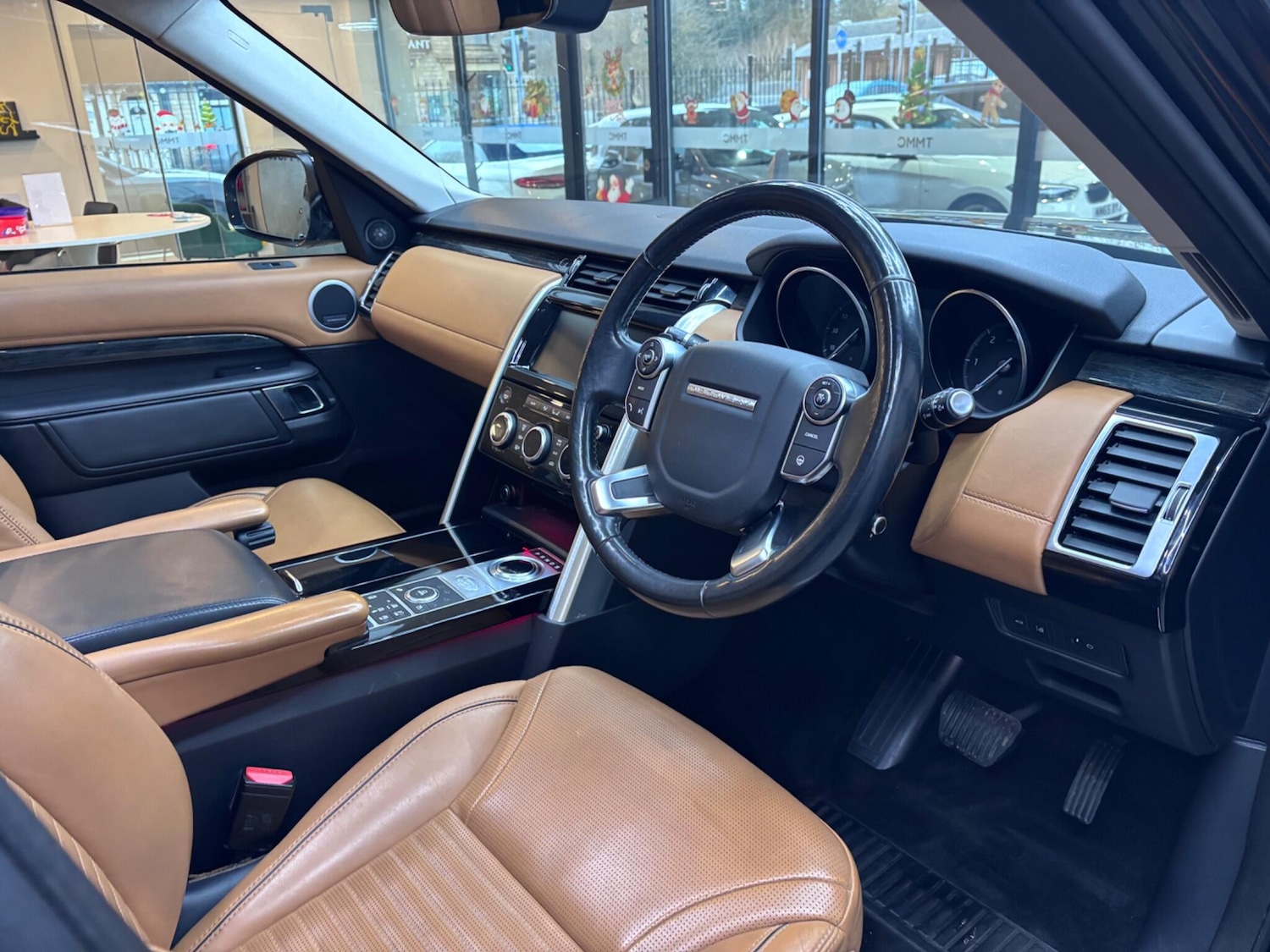 Used Land Rover Discovery 2017 for sale - 77050223: Photo 16